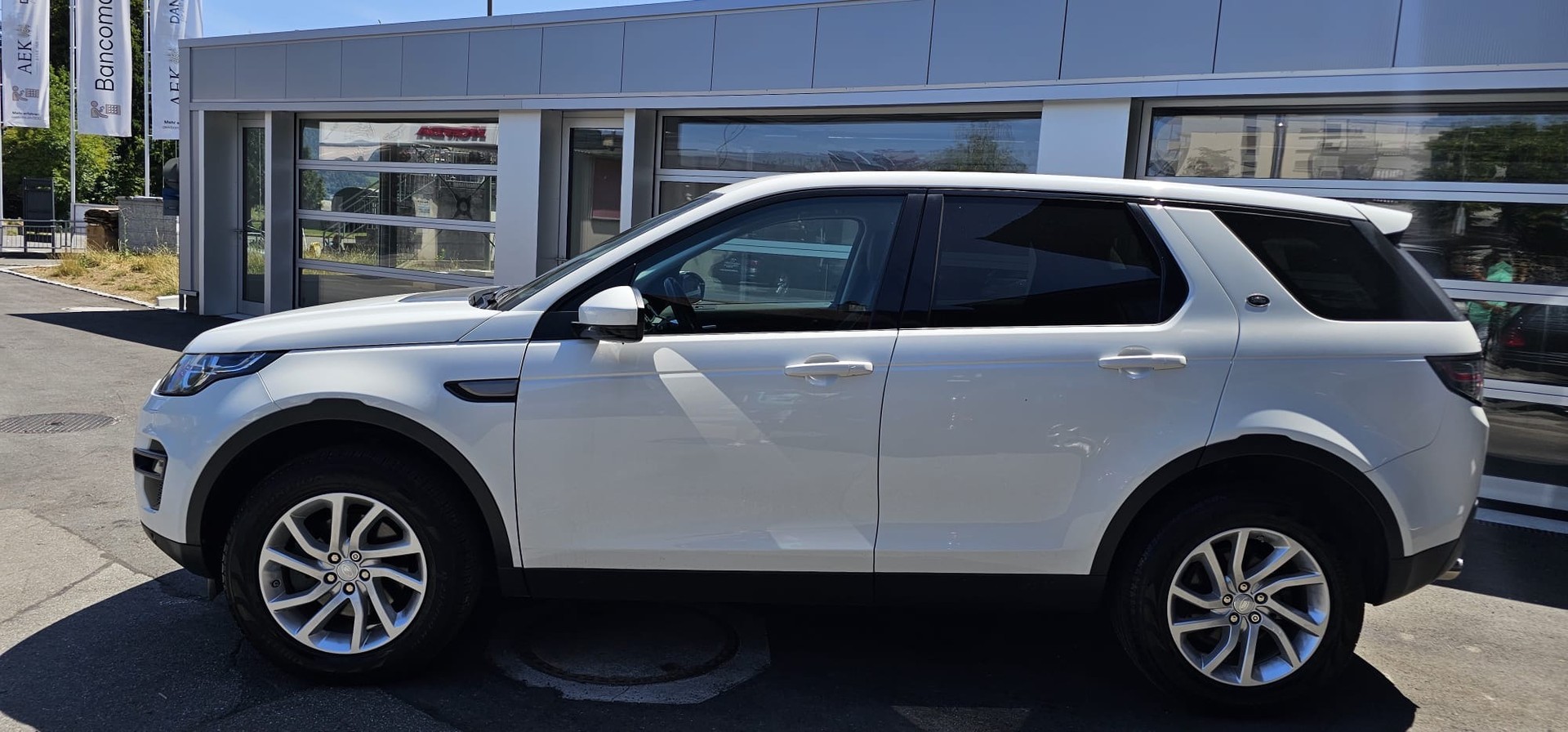LAND ROVER Discovery Sport 2.0 TD4 HSE AT9-image-5