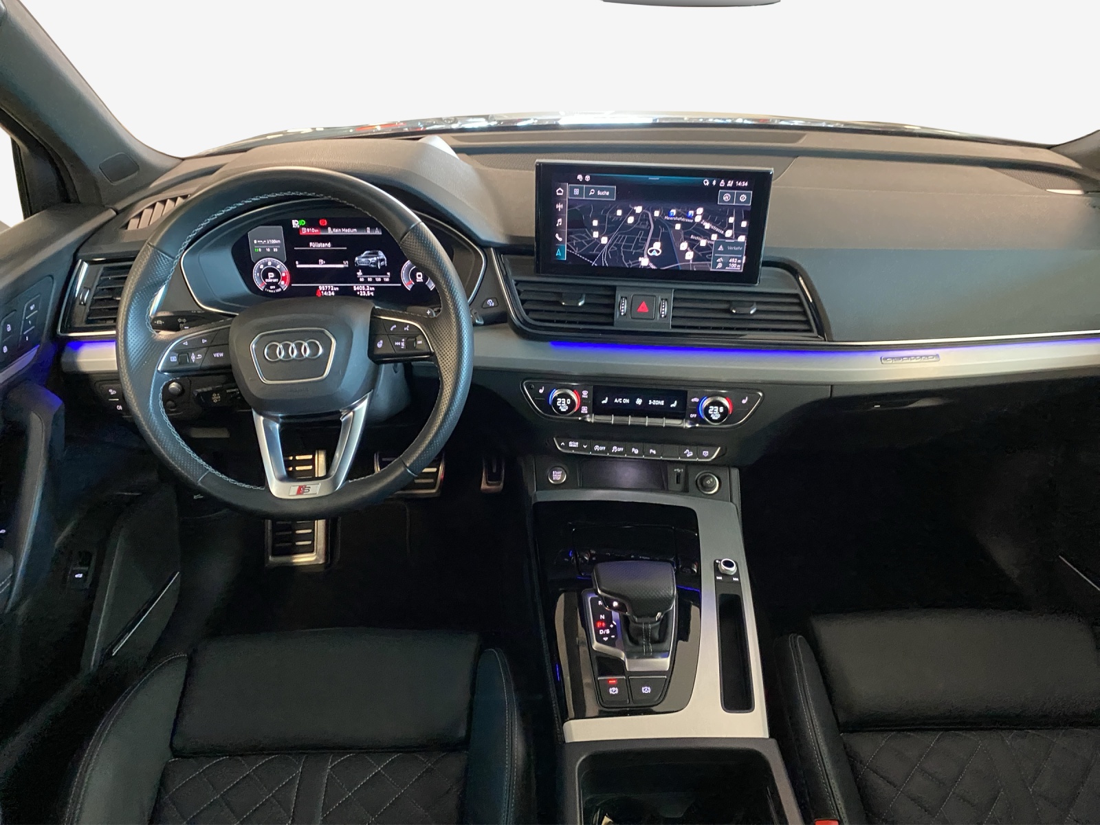 AUDI Q5 40 TDI Black Edition quattro S-tronic-image-8