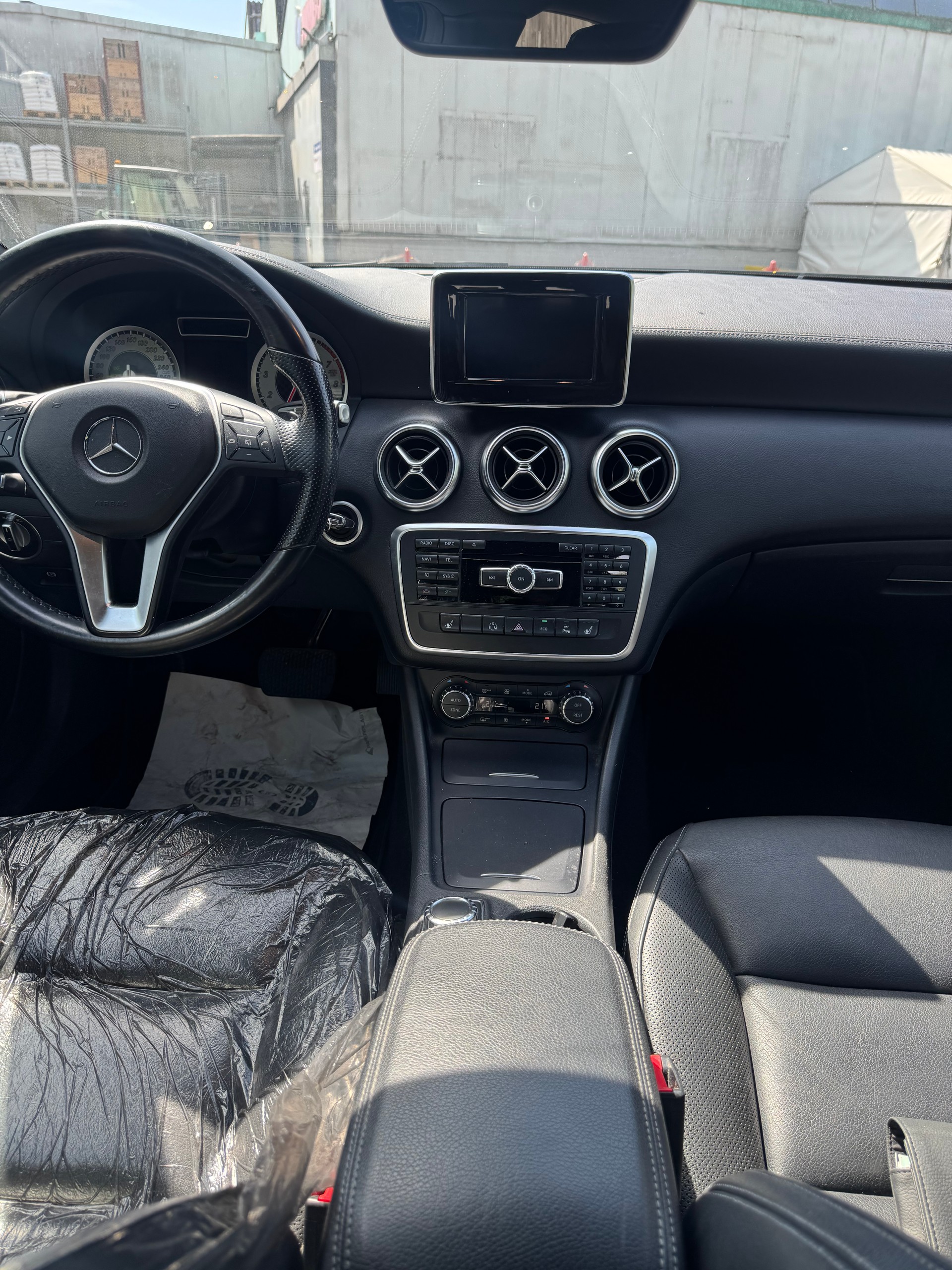 MERCEDES-BENZ A 250 4Matic 7G-DCT-image-11