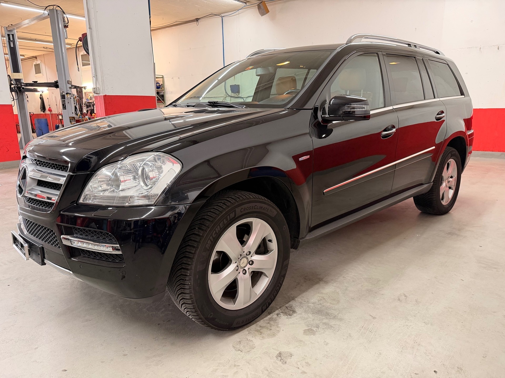MERCEDES-BENZ GL 350 BlueTEC 4Matic 7G-TRONIC 7-SITZ-image-0