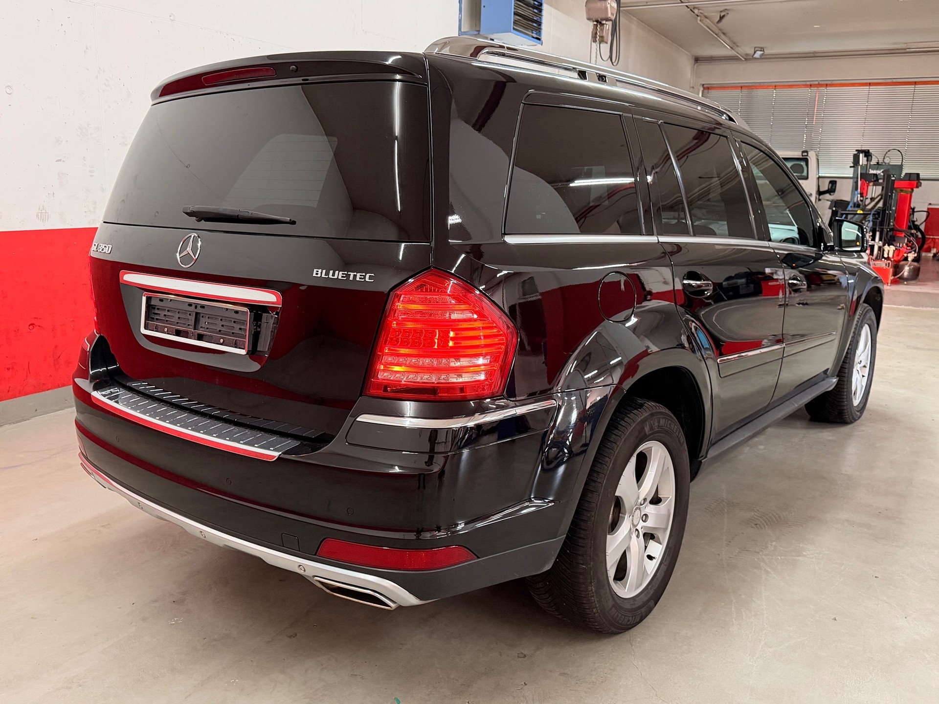 MERCEDES-BENZ GL 350 BlueTEC 4Matic 7G-TRONIC 7-SITZ-image-3