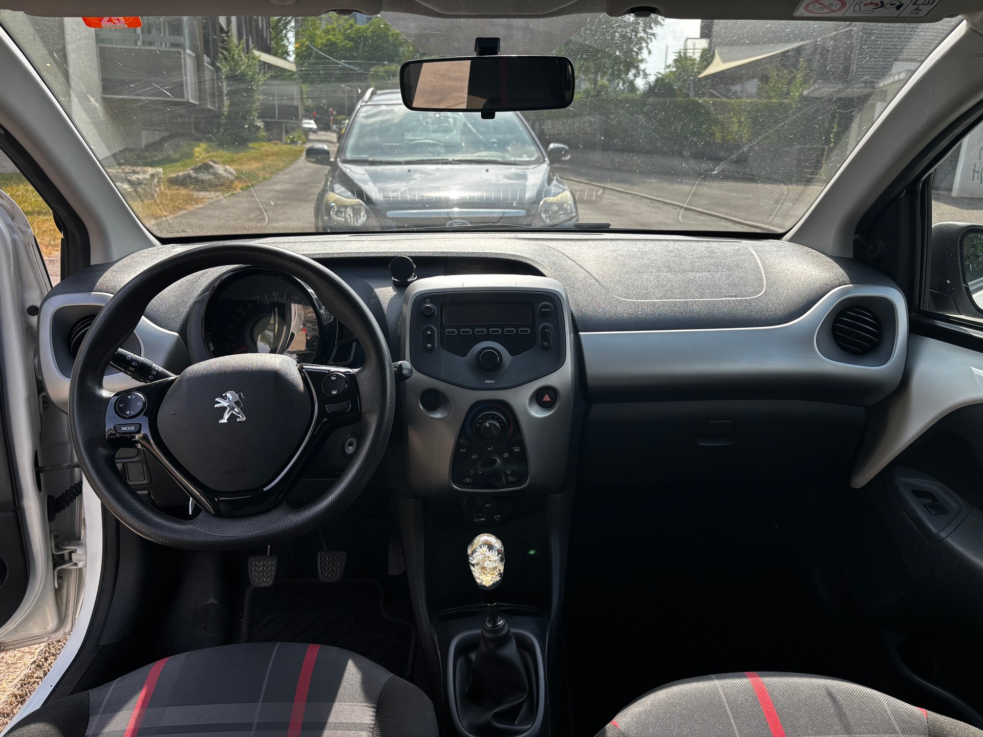 PEUGEOT 108 1.0 VTi Active-image-11