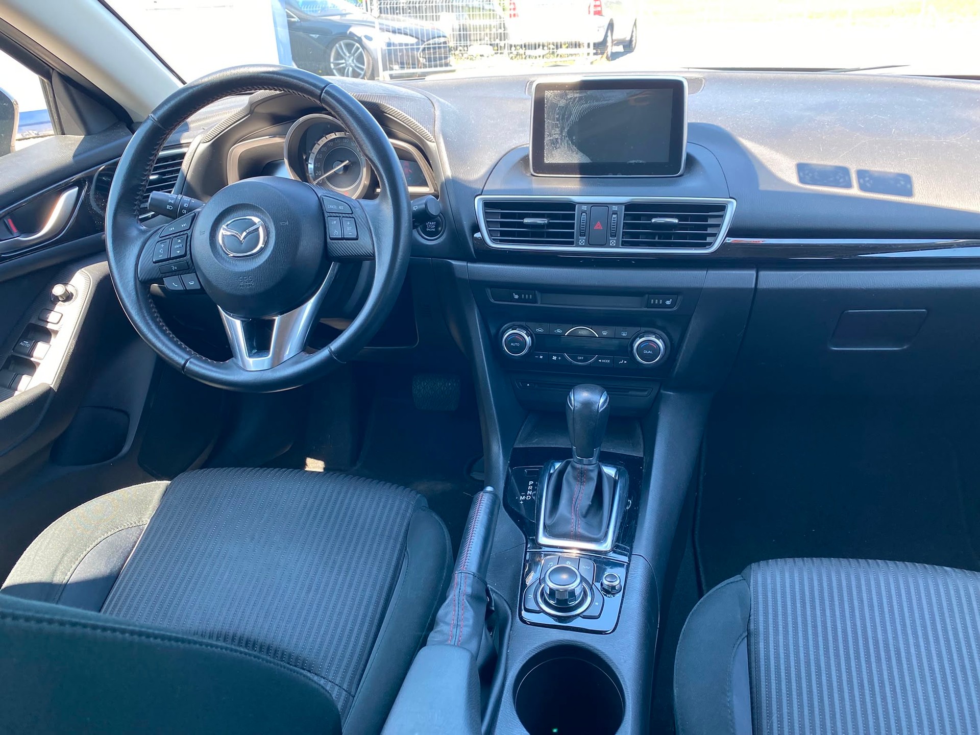 MAZDA 3 2.2 16V CD Revolution Activematic-image-9