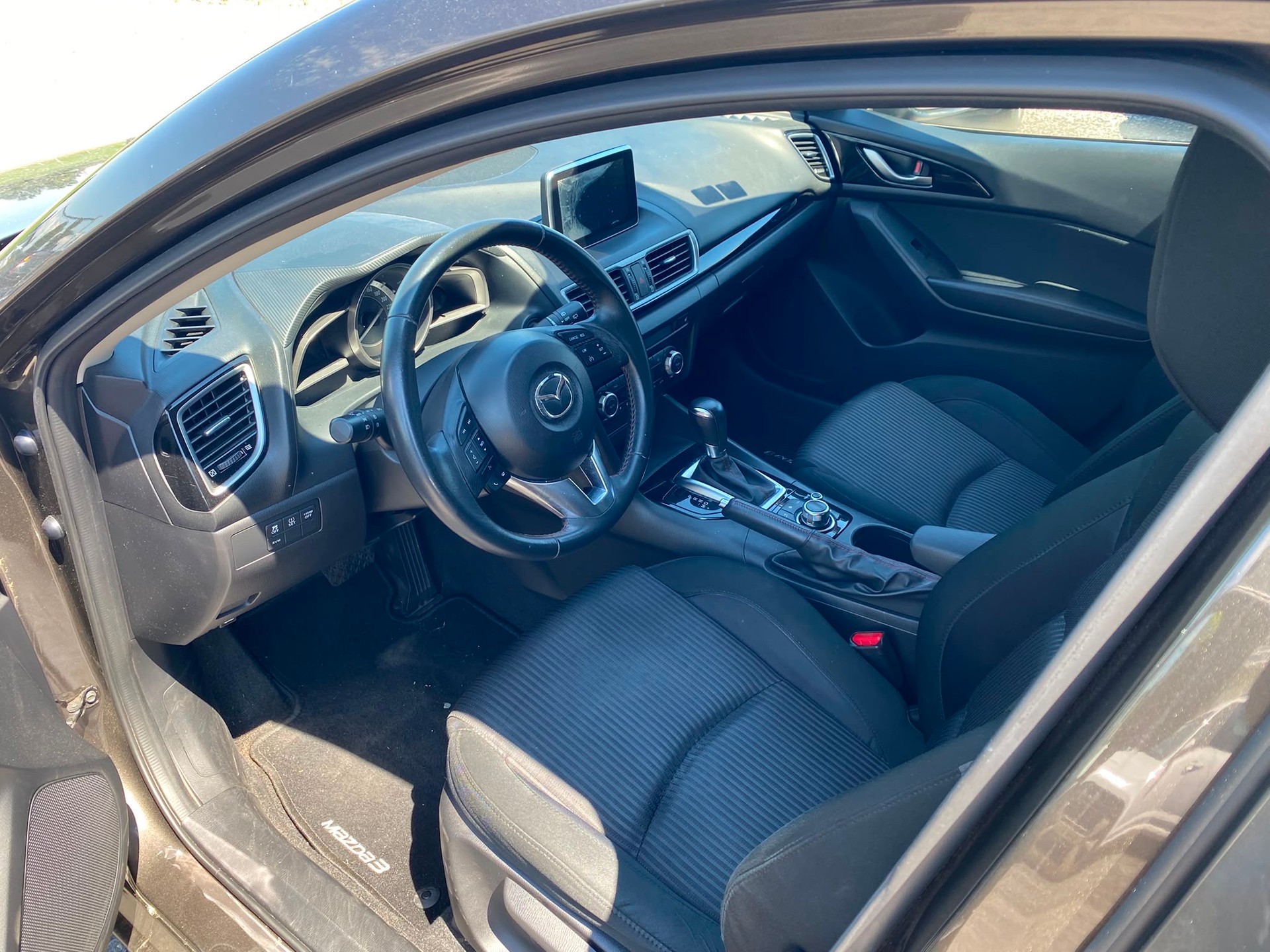 MAZDA 3 2.2 16V CD Revolution Activematic-image-10