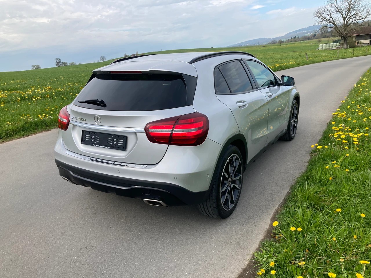 MERCEDES-BENZ GLA 200 CDI Night Star-image-2
