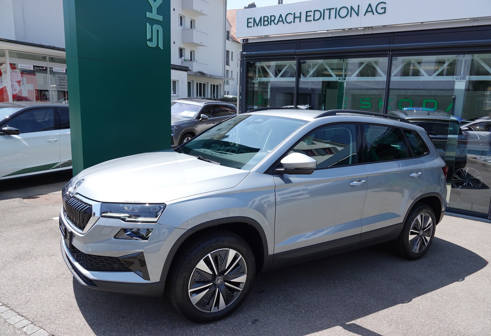 SKODA Karoq 1.5 TSI Dynamic DSG-image-0