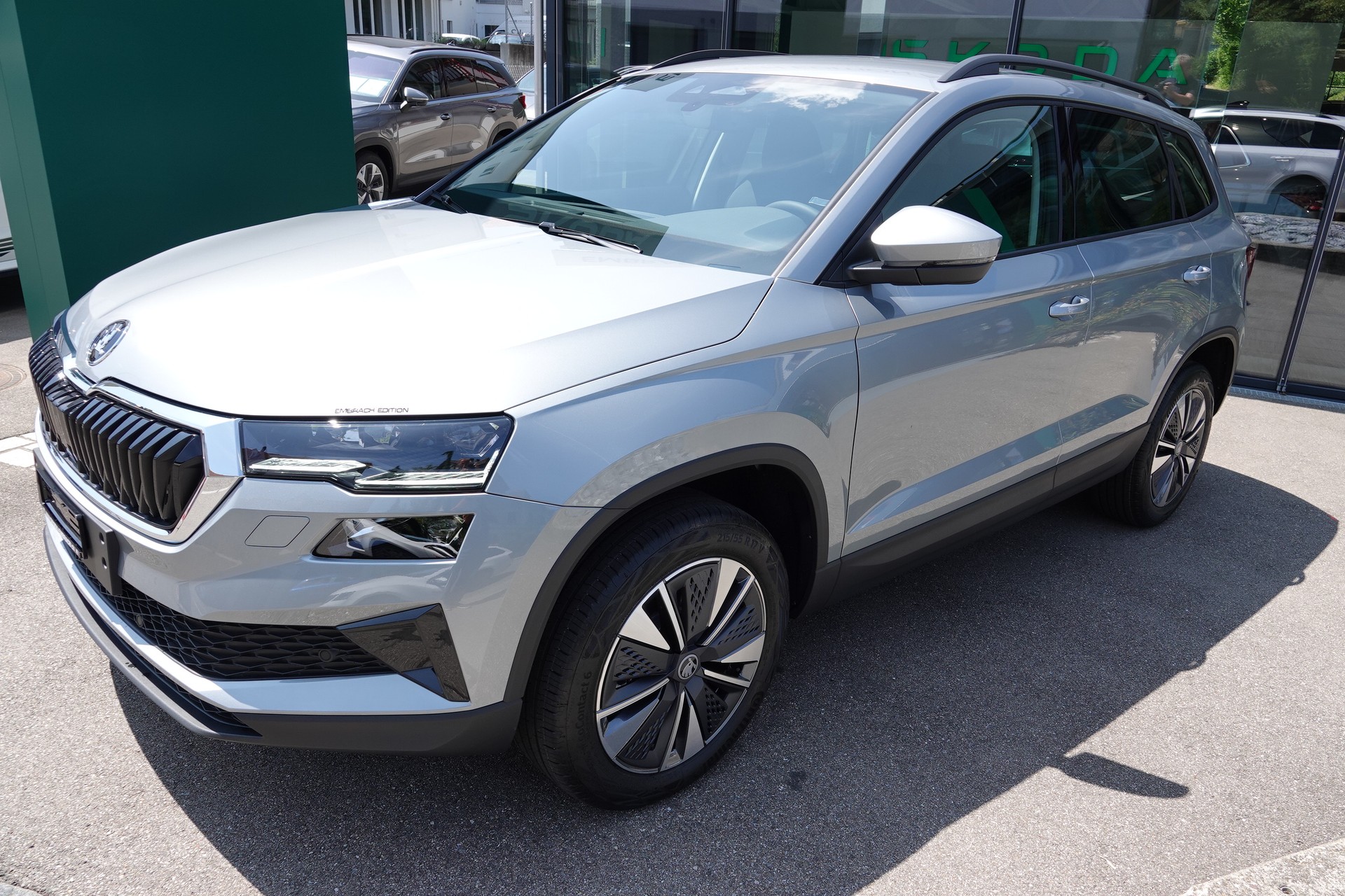 SKODA Karoq 1.5 TSI Dynamic DSG-image-2