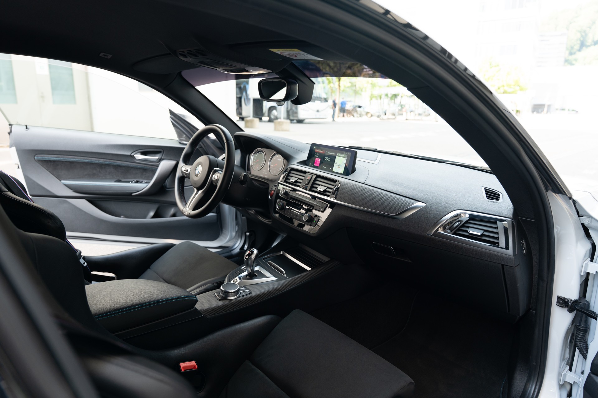 BMW M2 Competition-image-12