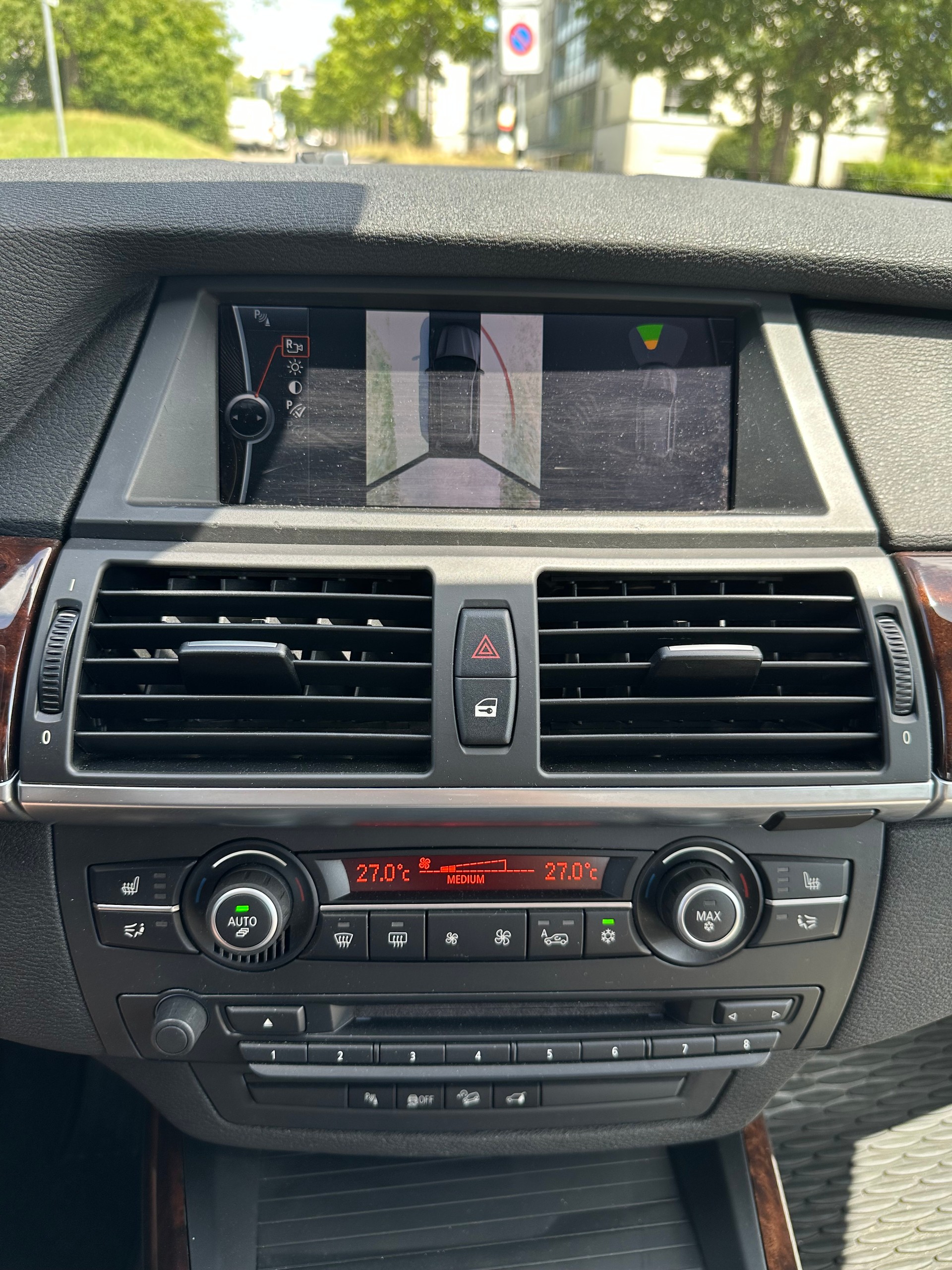 BMW 40d xDrive-image-16