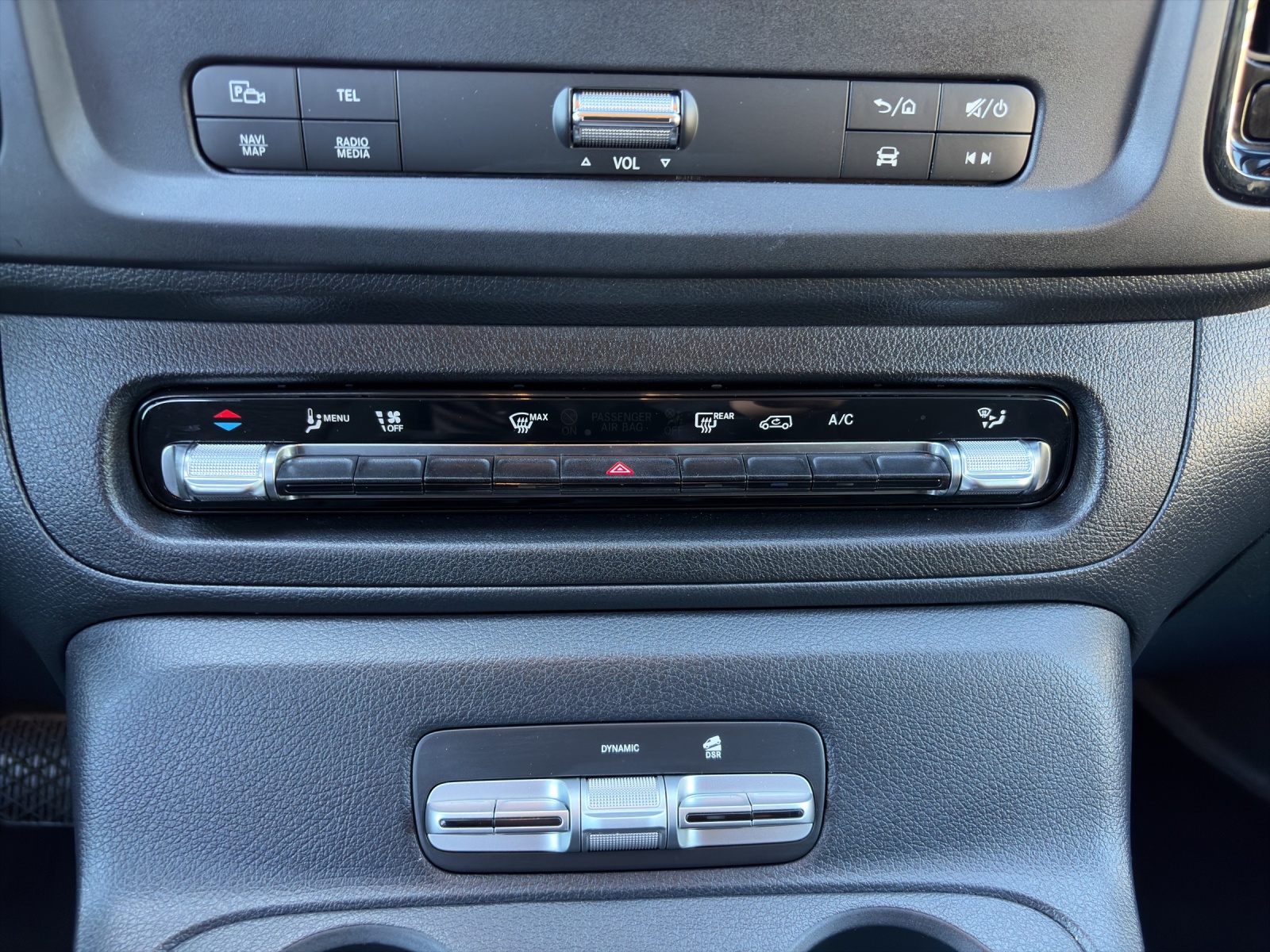 MERCEDES-BENZ Vito 116 CDI Lang Pro Tourer 4Matic 9G-Tronic-image-12