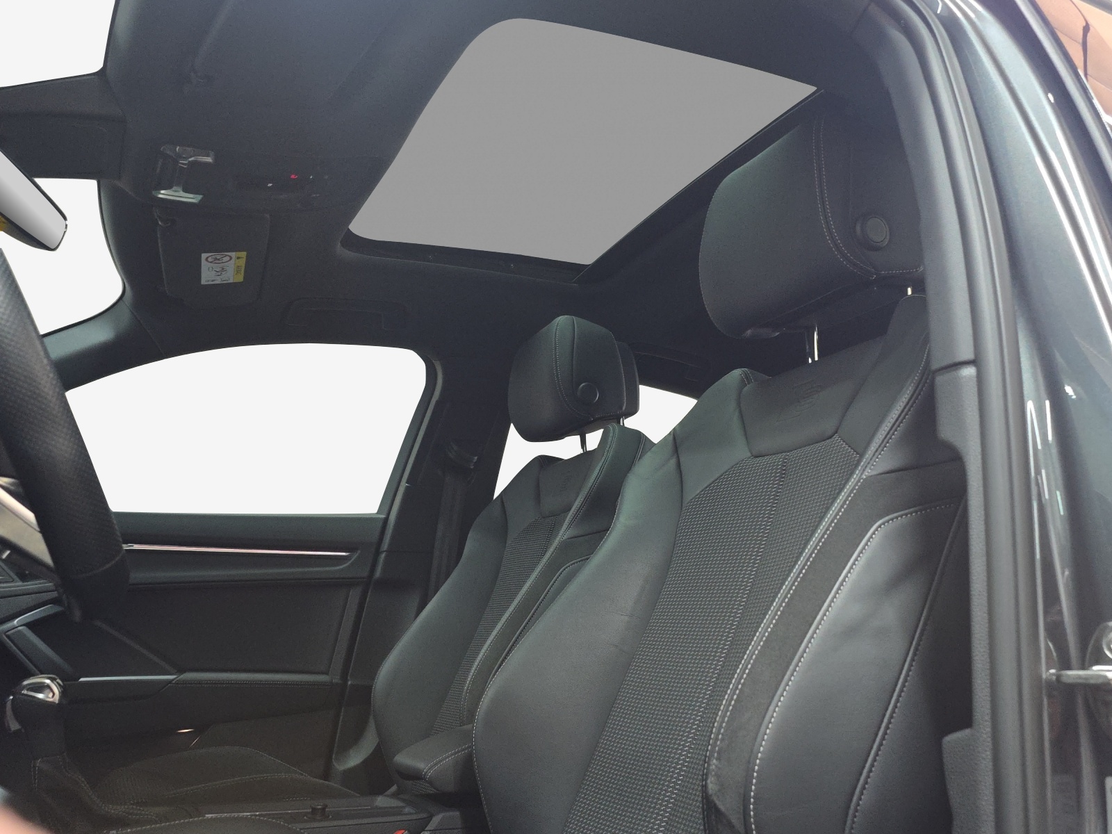 AUDI Q3 Sportback 35 TFSI S line S-tronic-image-14