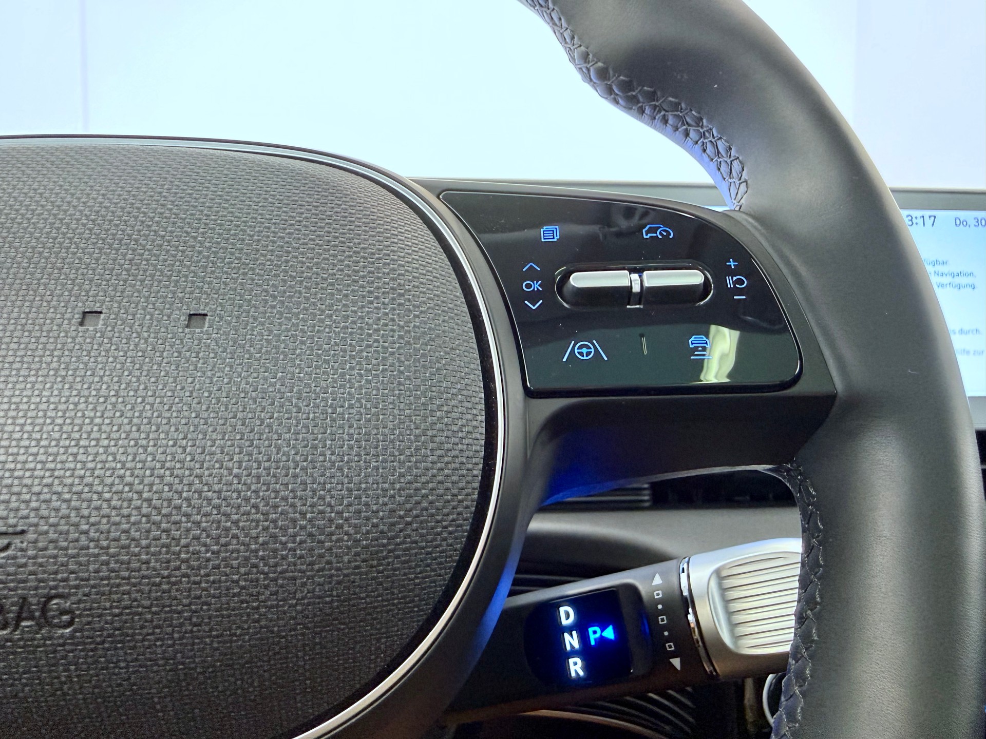 HYUNDAI Ioniq 5 77kWh Vertex 4WD-image-5