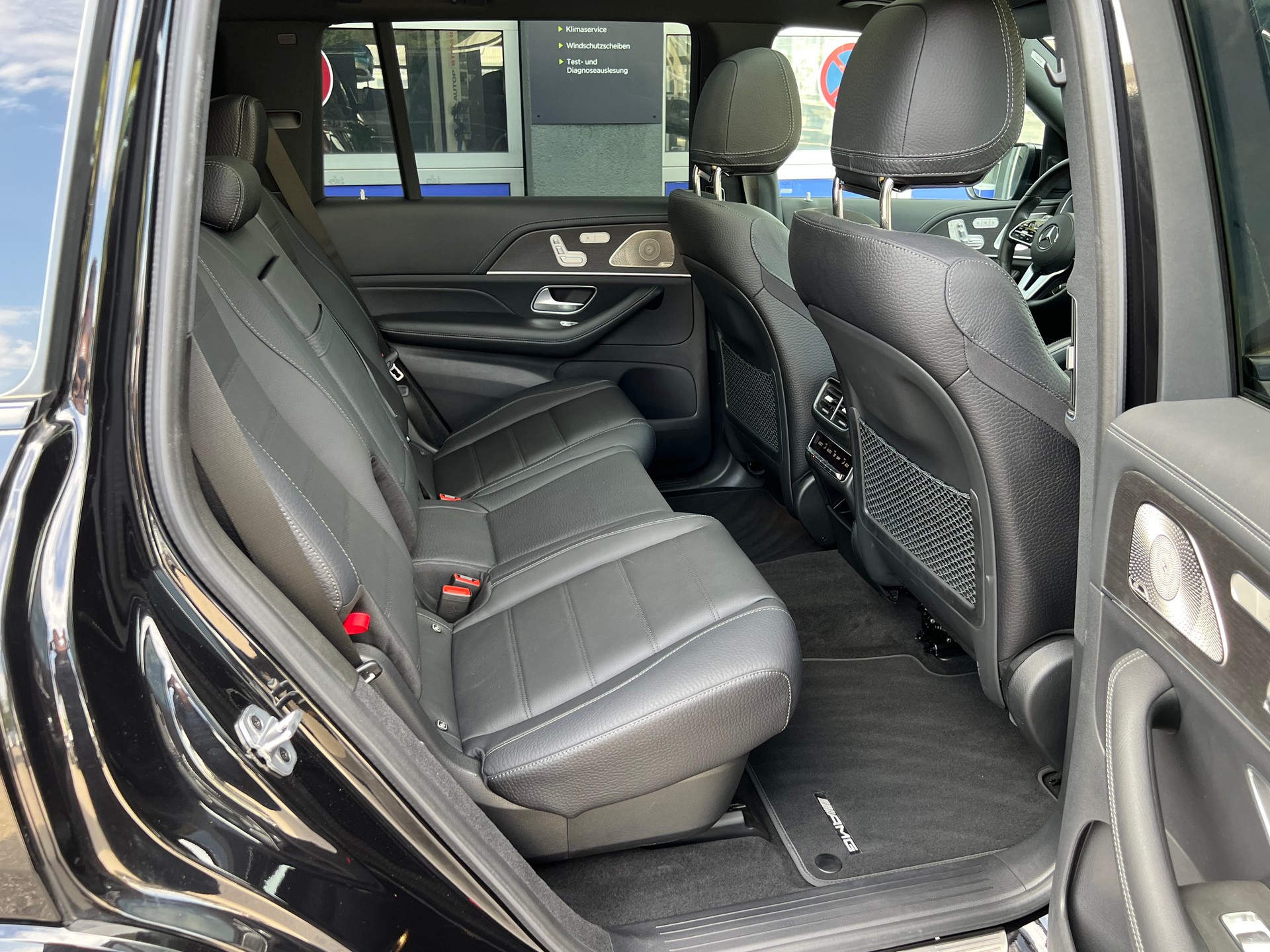 MERCEDES-BENZ GLS 400 d AMG Line 4matic * Neuwagenzustand *-image-14