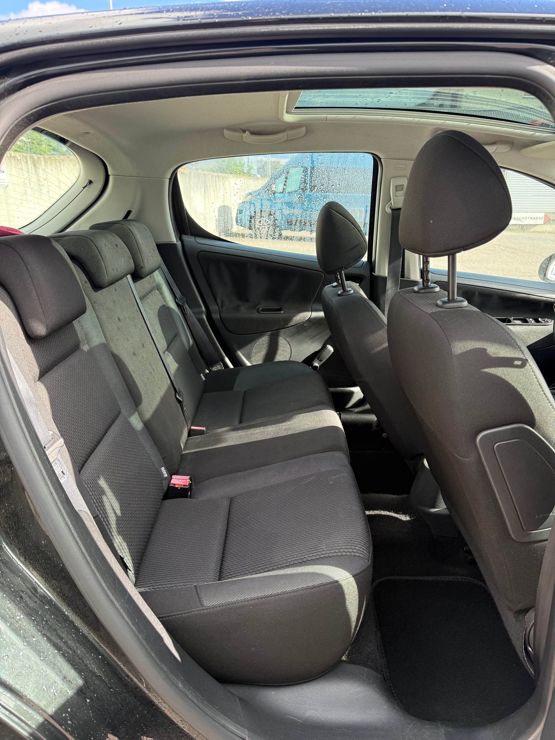 PEUGEOT 1.4 16V 95 Active-image-3
