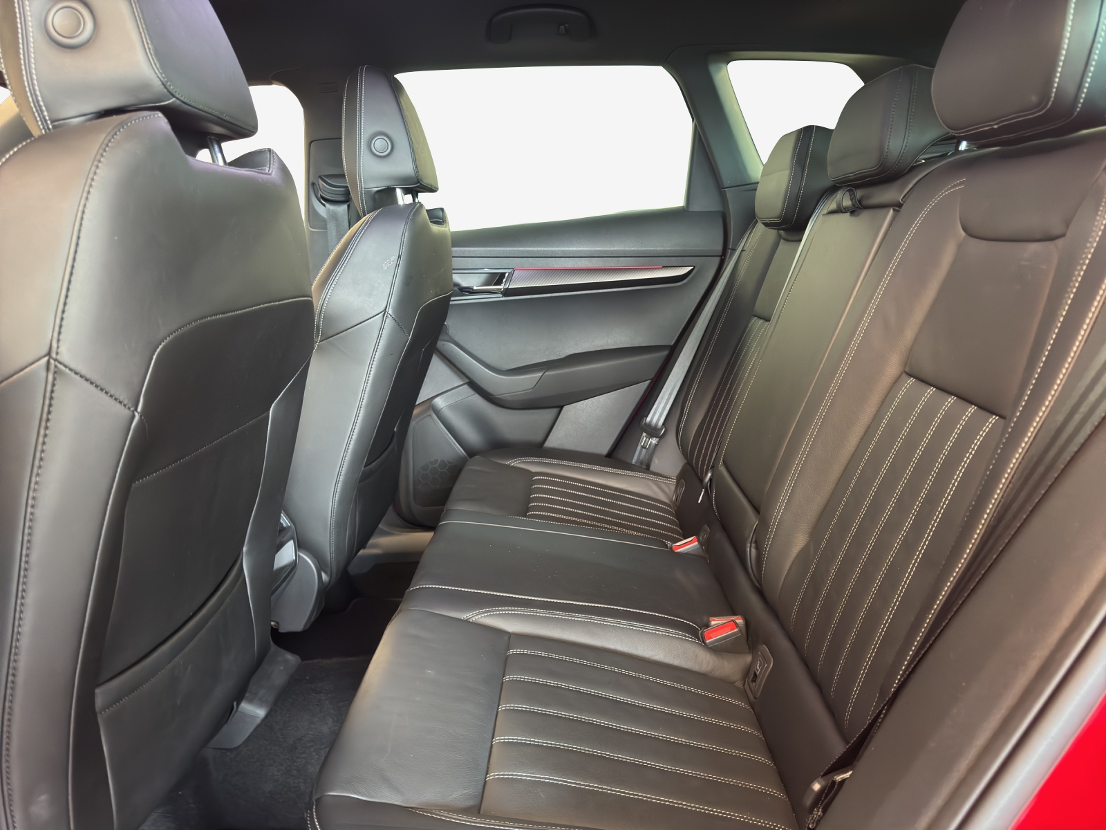 SKODA Karoq 1.5 TSI SportLine DSG-image-11