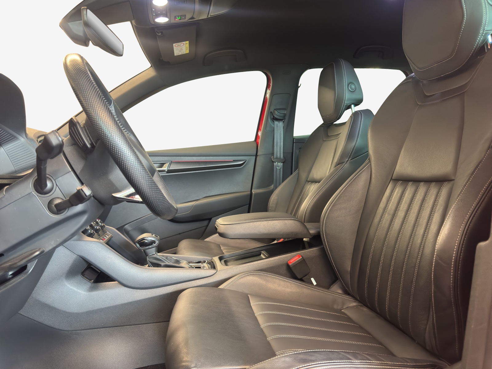 SKODA Karoq 1.5 TSI SportLine DSG-image-7