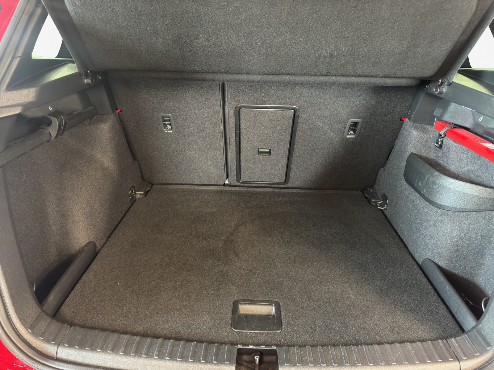 SKODA Karoq 1.5 TSI SportLine DSG-image-12