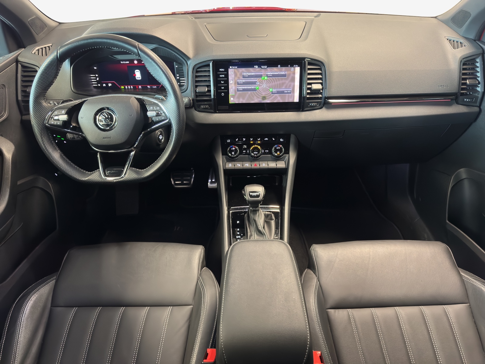 SKODA Karoq 1.5 TSI SportLine DSG-image-8