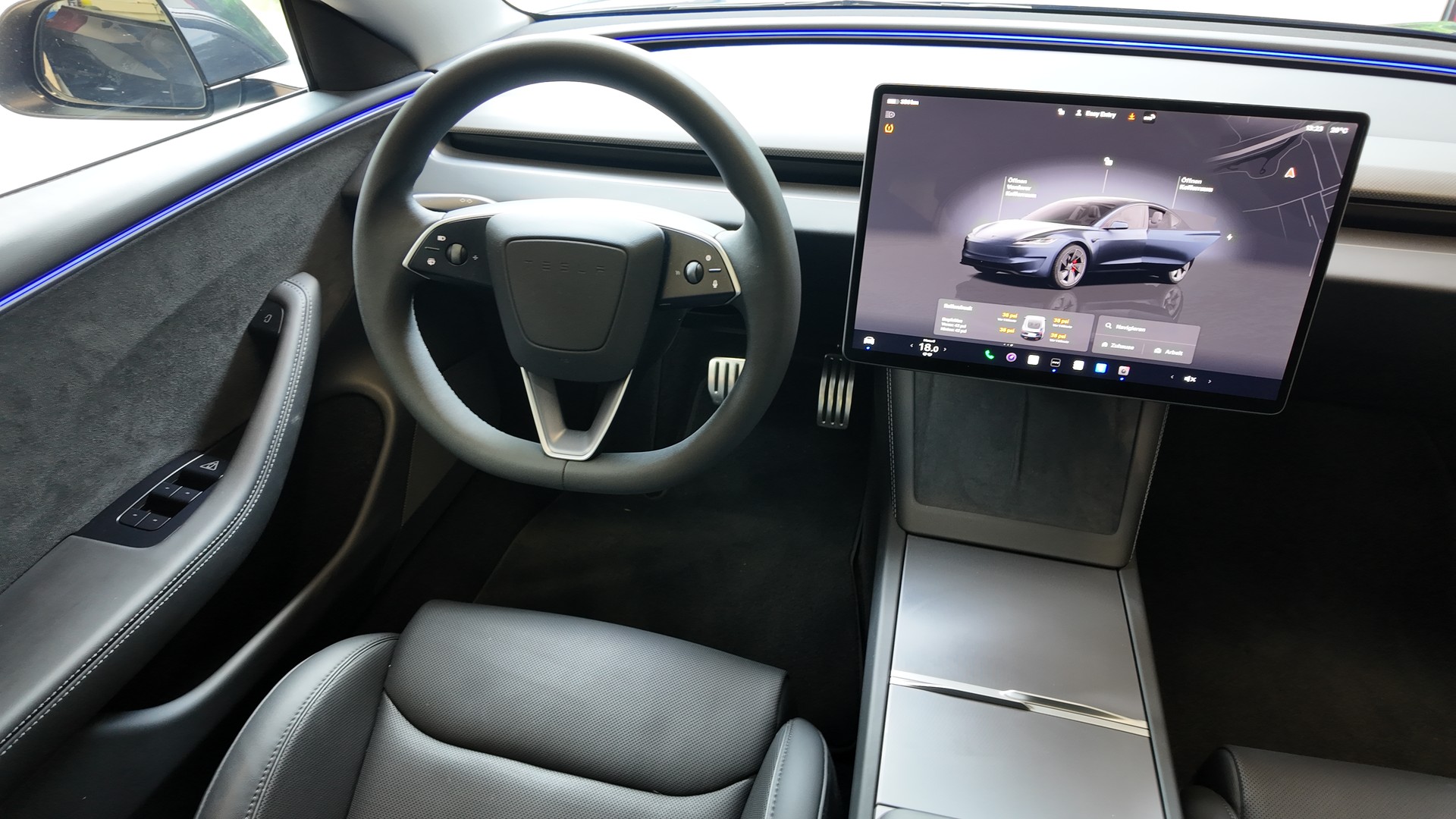 TESLA Model 3 Dual Motor Performance AWD-image-9