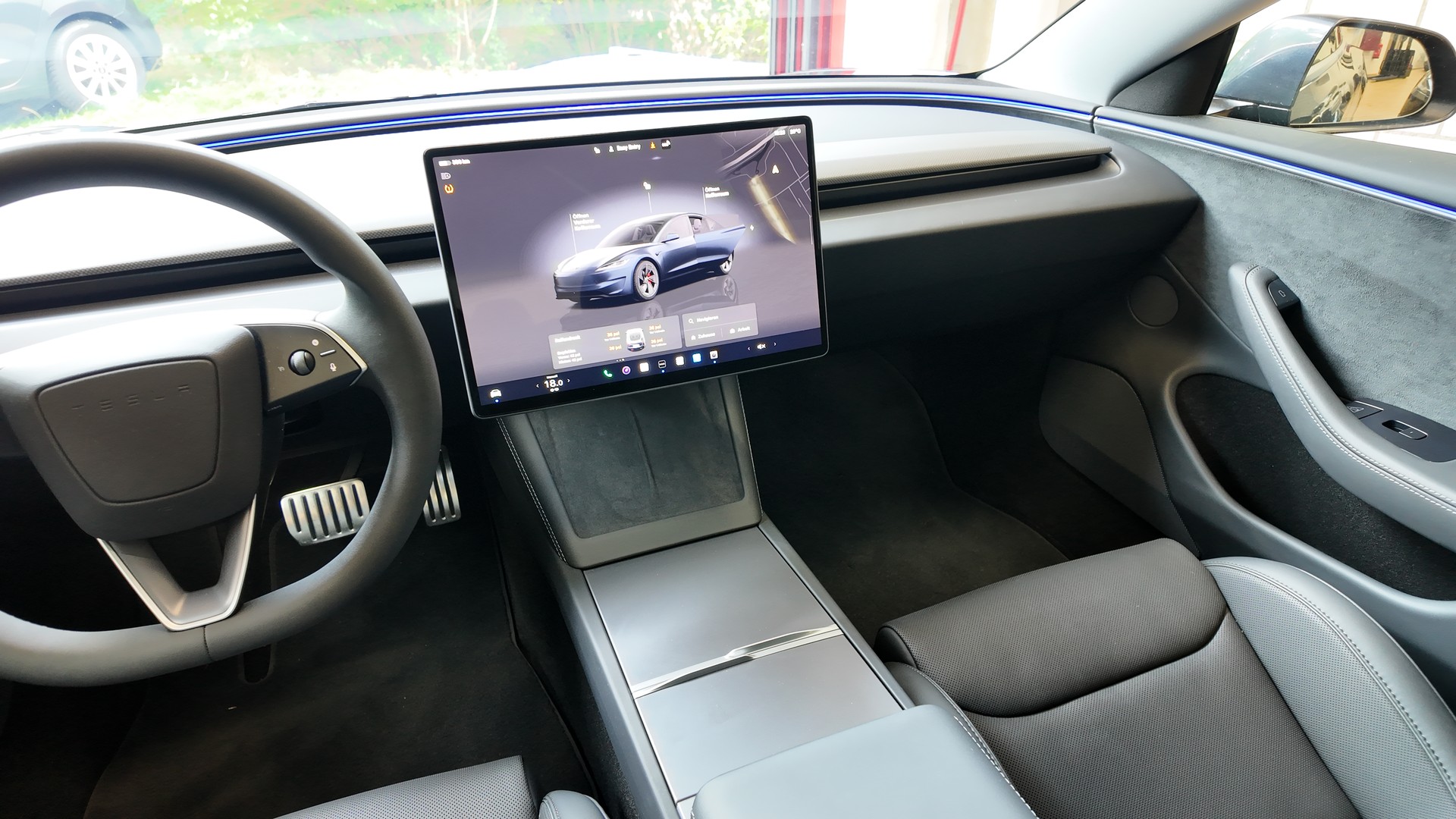 TESLA Model 3 Dual Motor Performance AWD-image-10