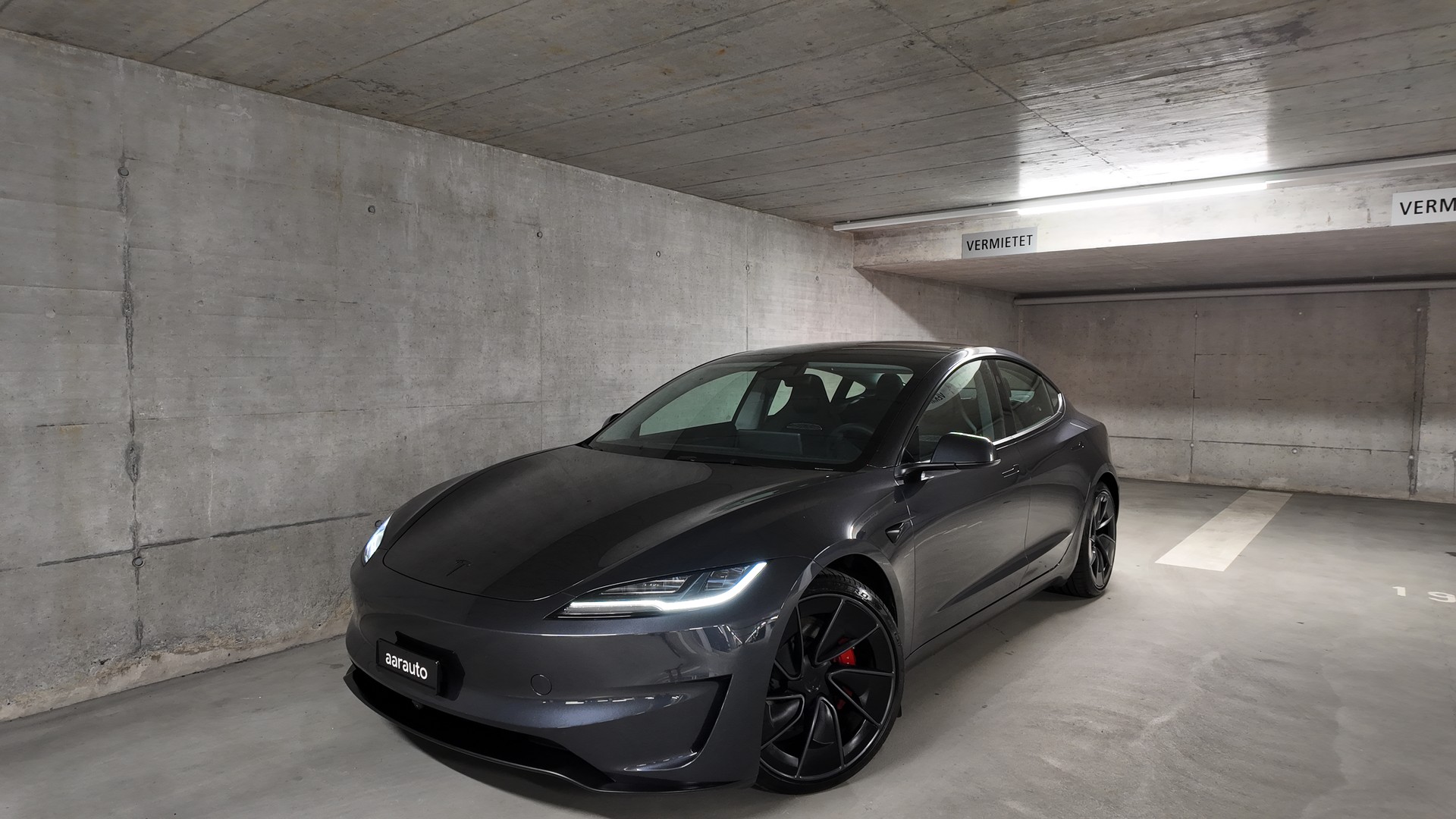 TESLA Model 3 Dual Motor Performance AWD