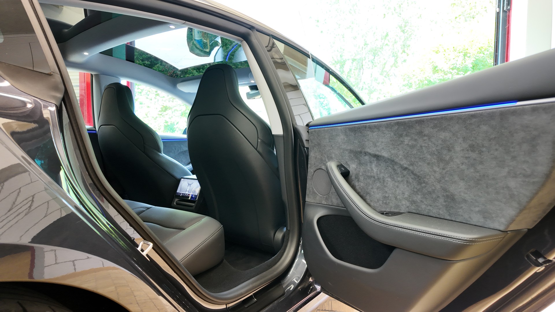 TESLA Model 3 Dual Motor Performance AWD-image-16