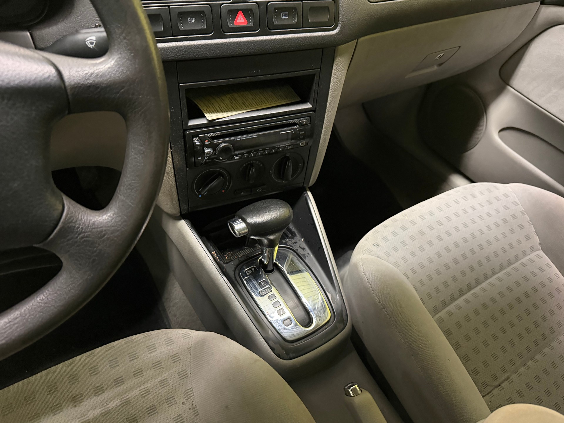 VW Golf 2.0-image-17