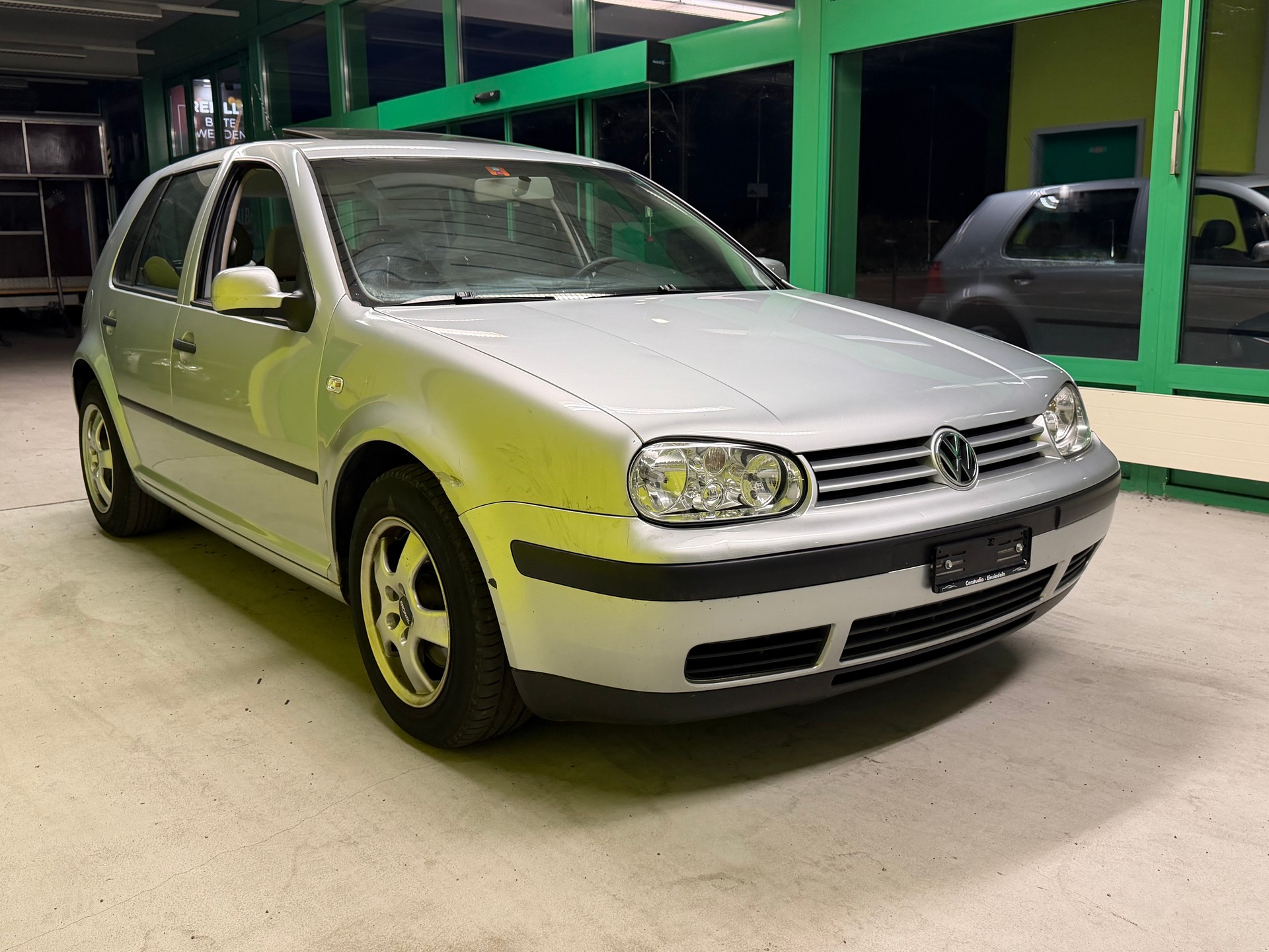 VW Golf 2.0-image-5