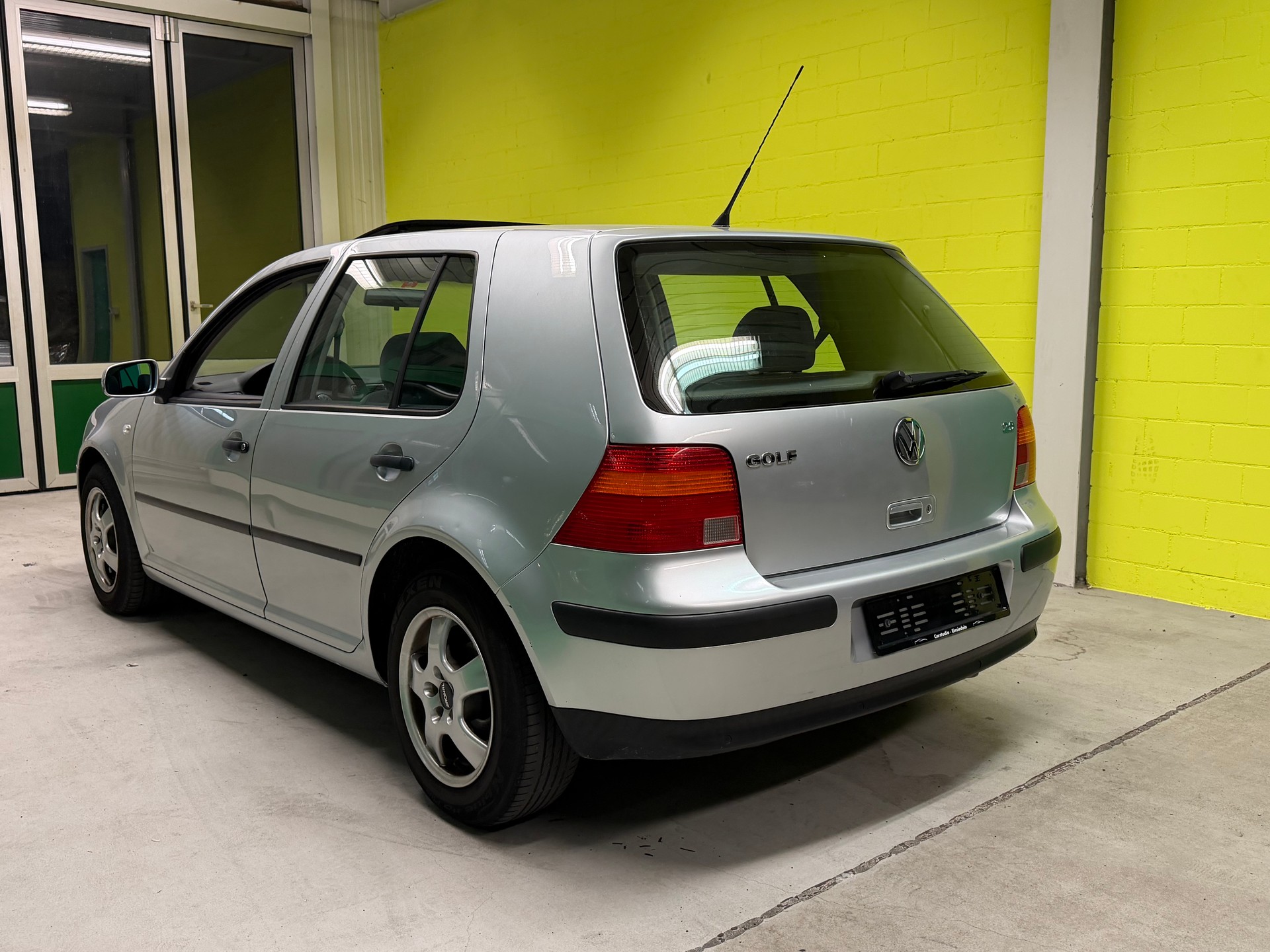 VW Golf 2.0-image-22