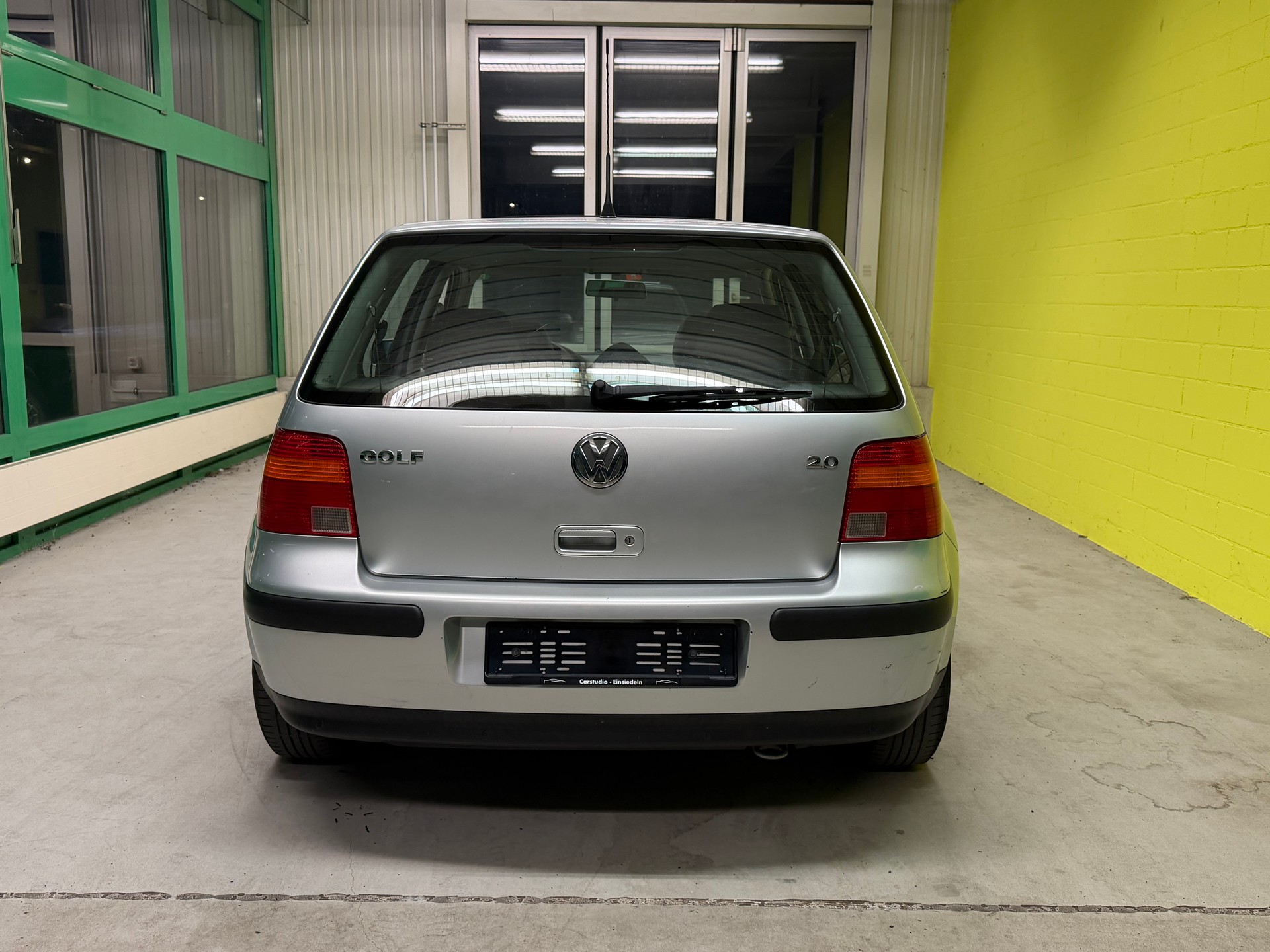 VW Golf 2.0-image-20