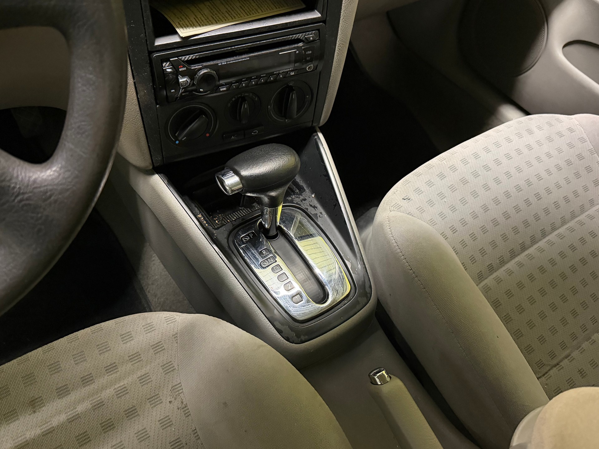VW Golf 2.0-image-15