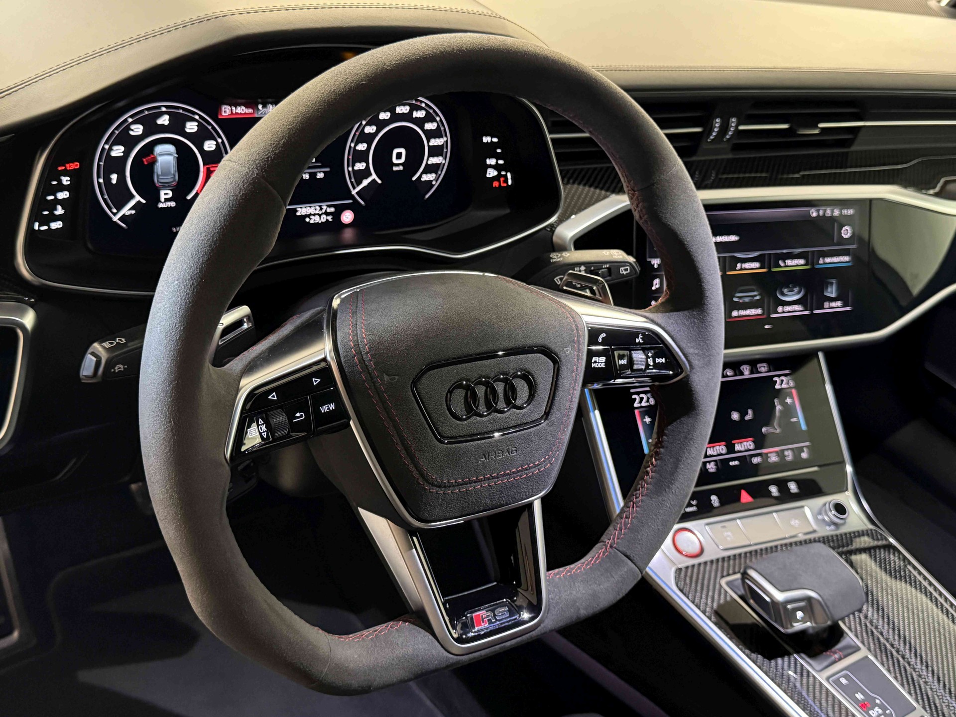 AUDI RS6 Avant 4.0 TFSI V8 quattro-image-8
