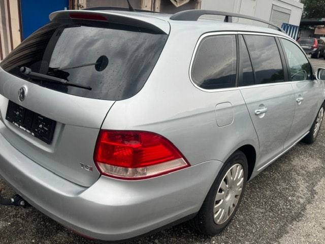 VW Golf Variant 1.4 TSI Comfortline-image-9