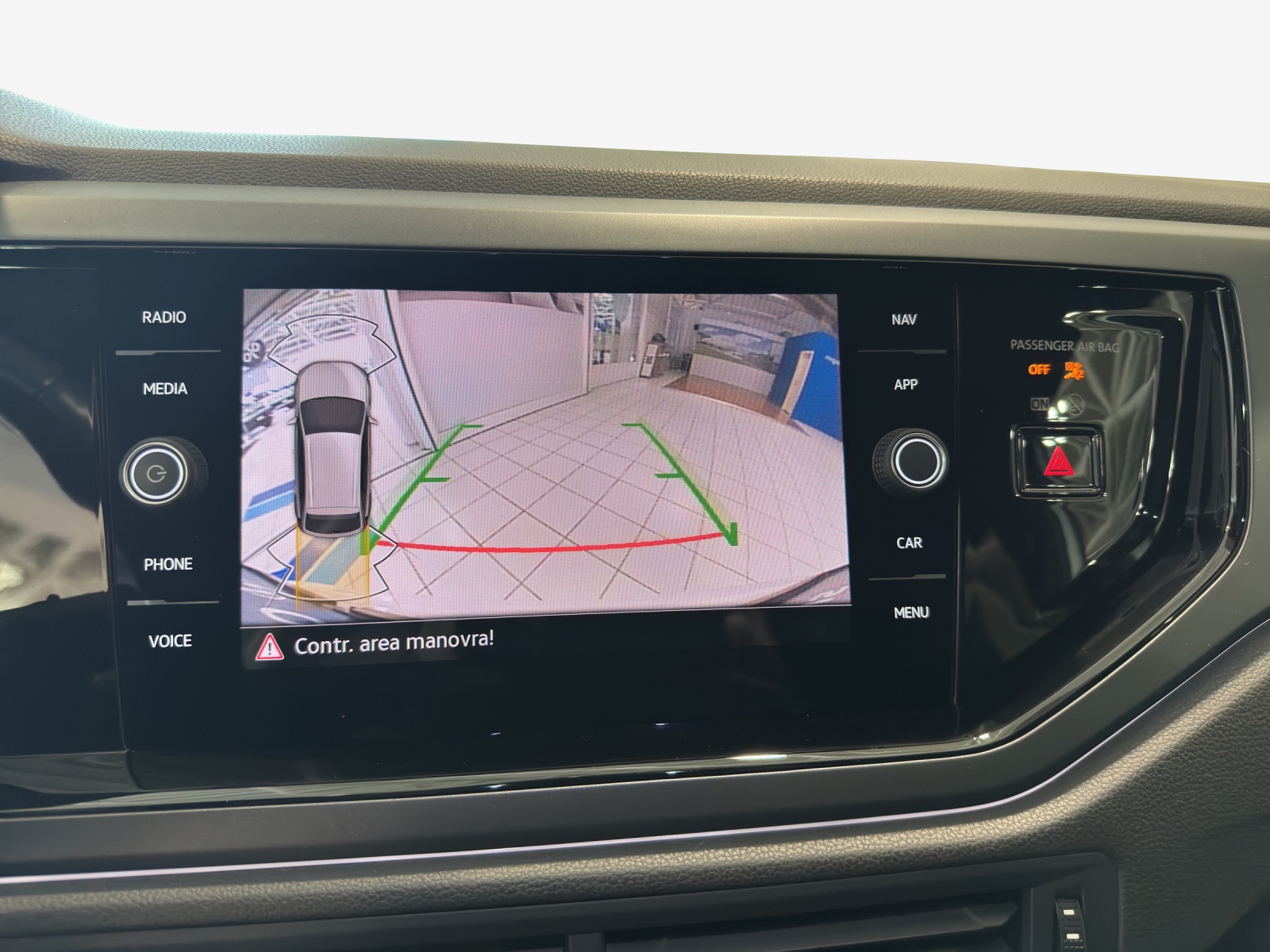 VW Taigo 1.0 TSI R-Line DSG-image-14