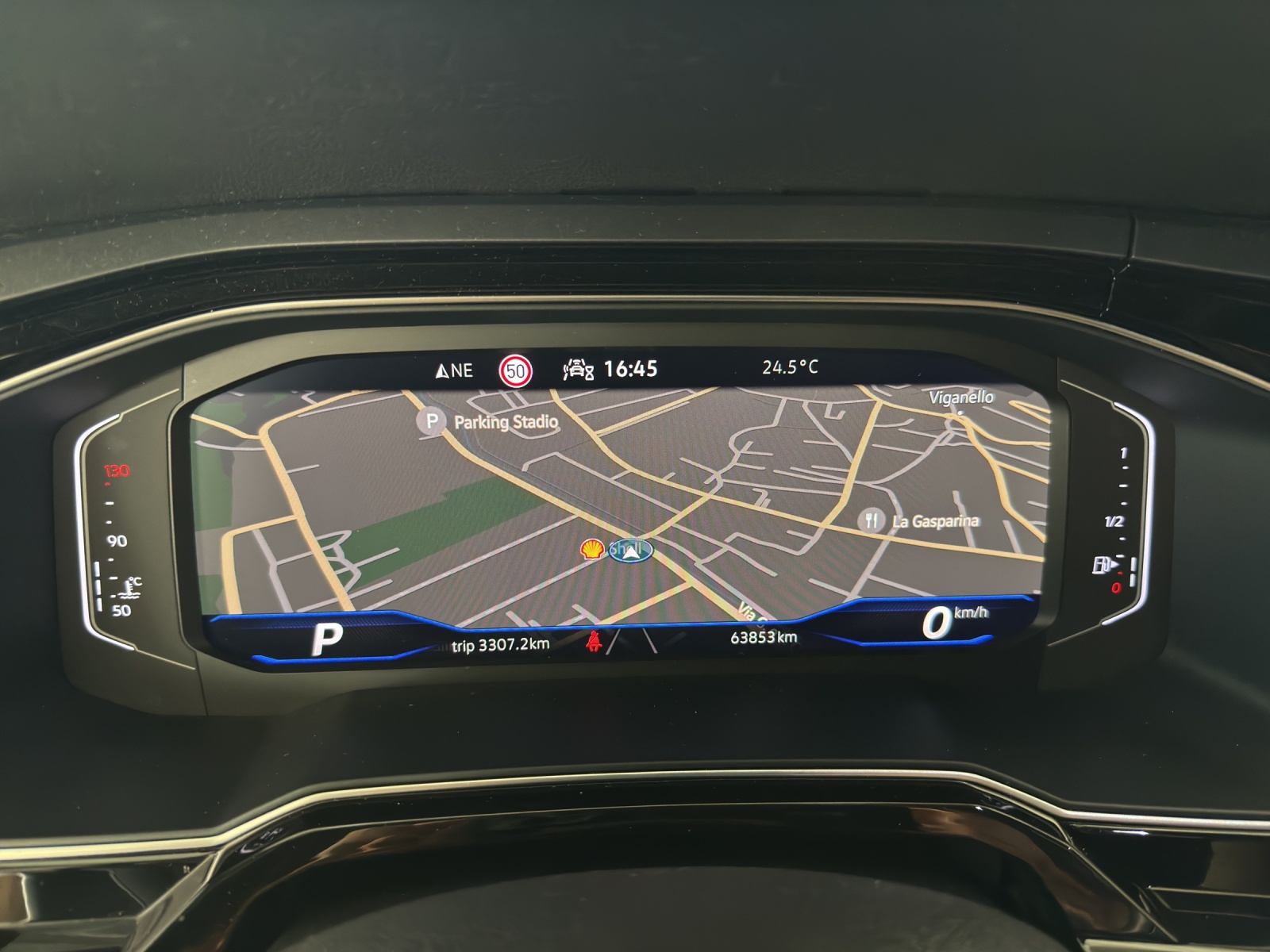 VW Taigo 1.0 TSI R-Line DSG-image-15