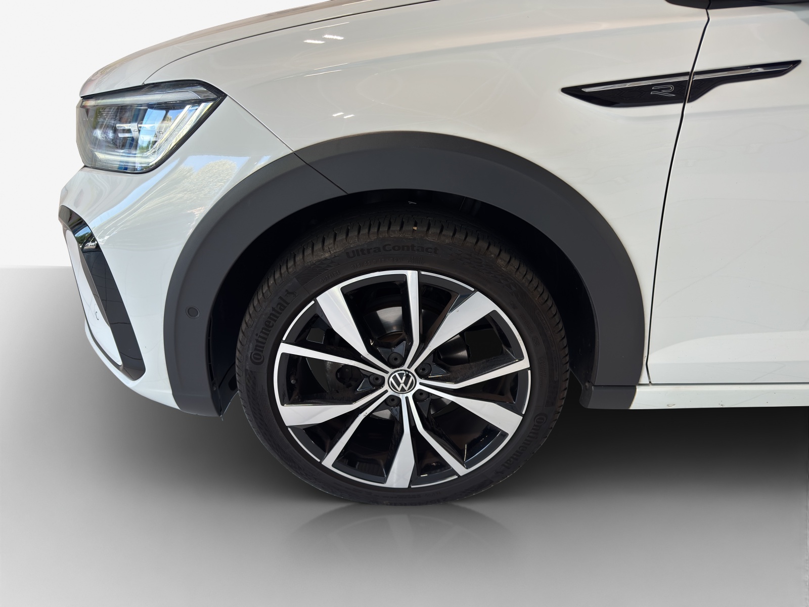 VW Taigo 1.0 TSI R-Line DSG-image-13