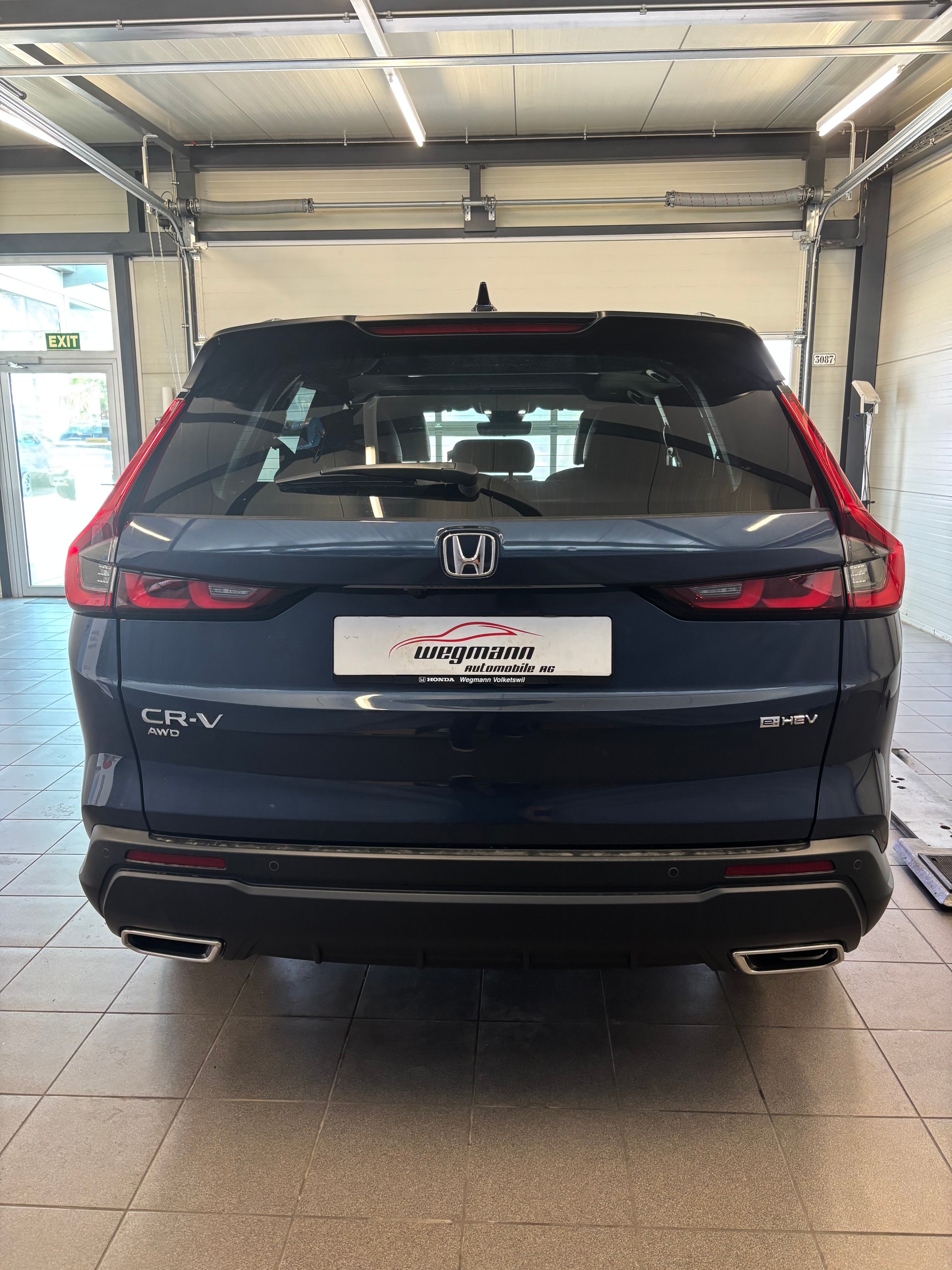 HONDA CR-V 2.0i MMD Hybrid Elegance 4WD Automatic-image-4