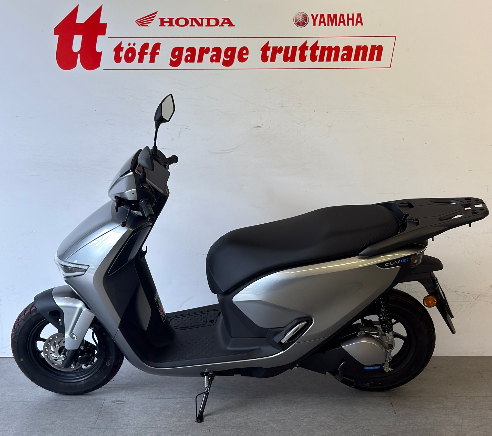 HONDA CUV e-showroom-element-1