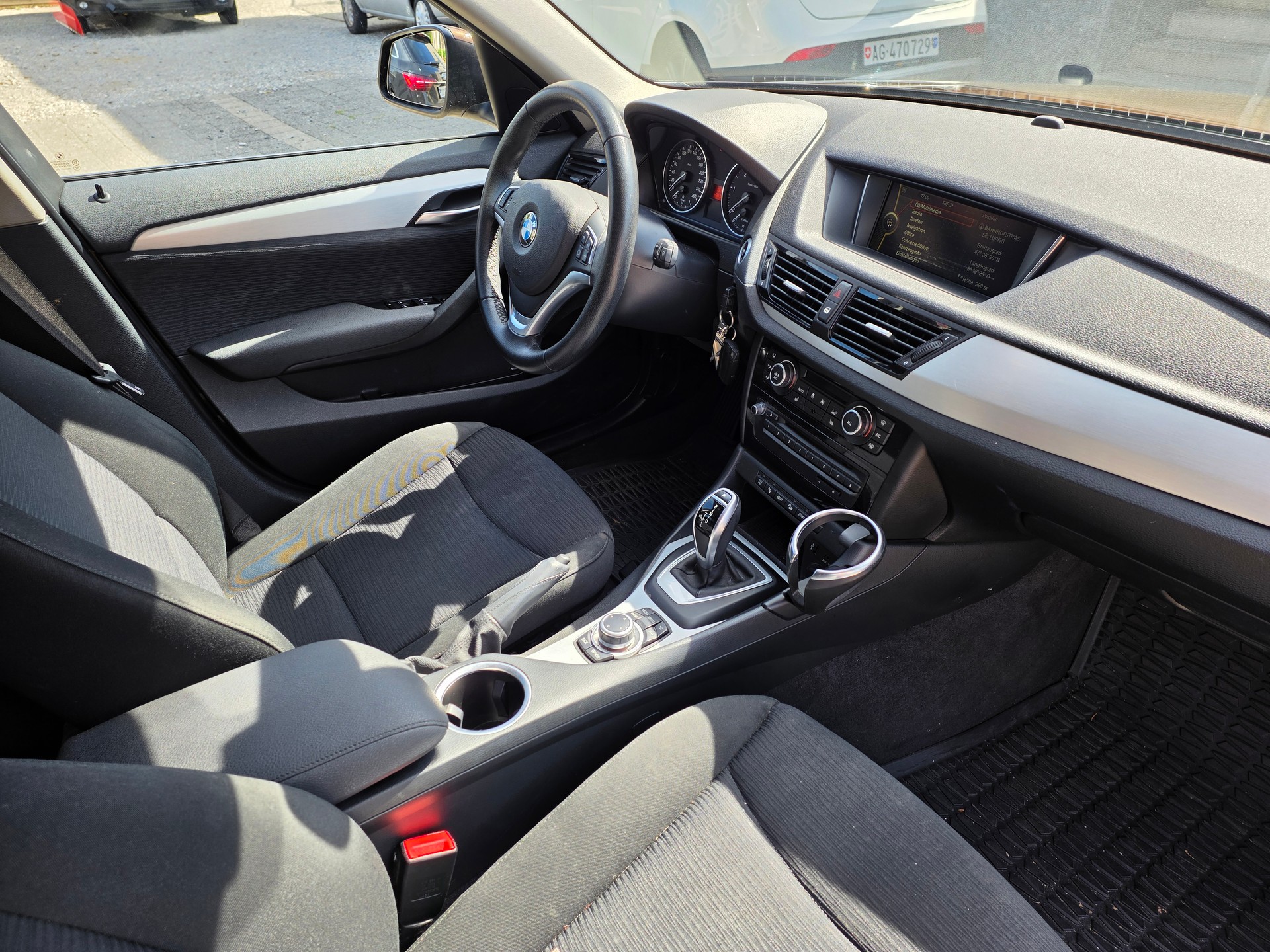 BMW X1 xDrive 20d Steptronic-image-5