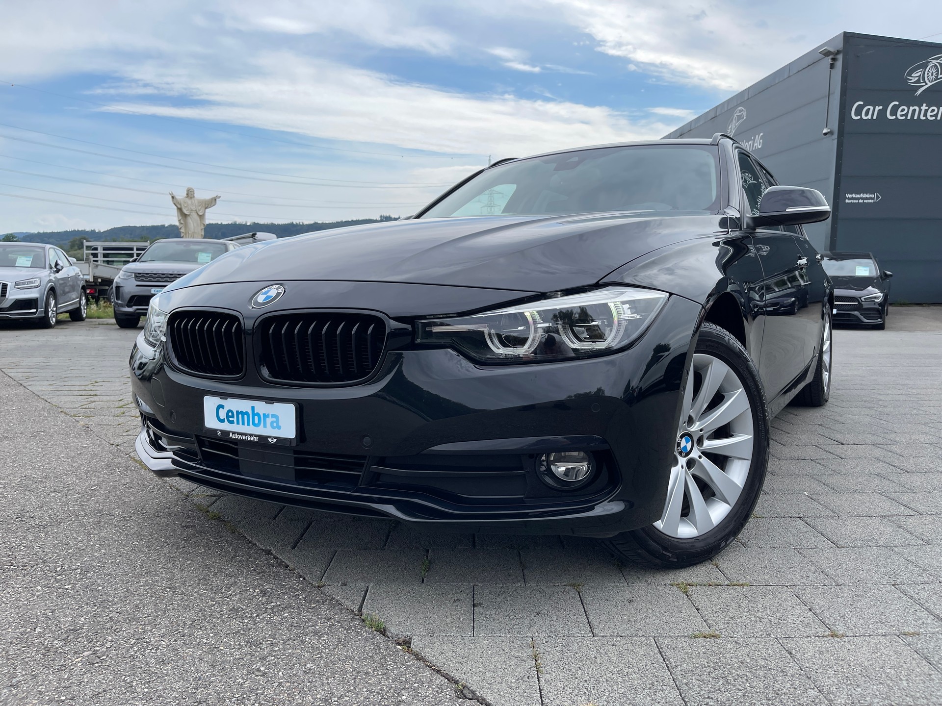 BMW 320d xDrive Touring Steptronic-image-0