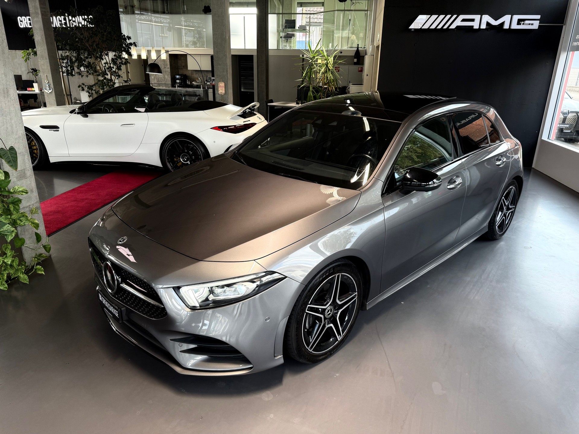 MERCEDES-BENZ A 180 d AMG Line 8G-DCT-image-0