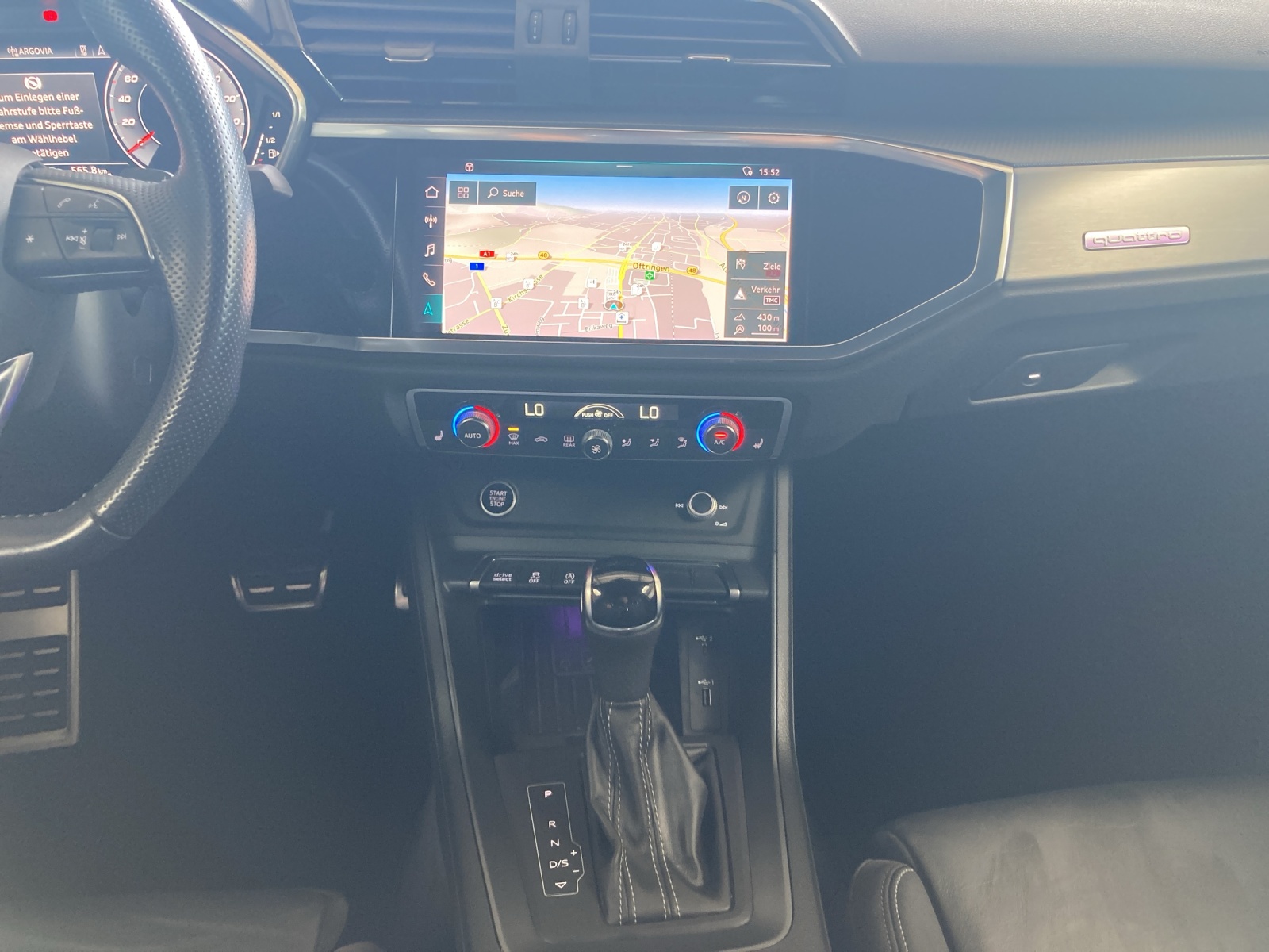 AUDI Q3 Sportback 45 TFSI S line quattro S-tronic-image-10