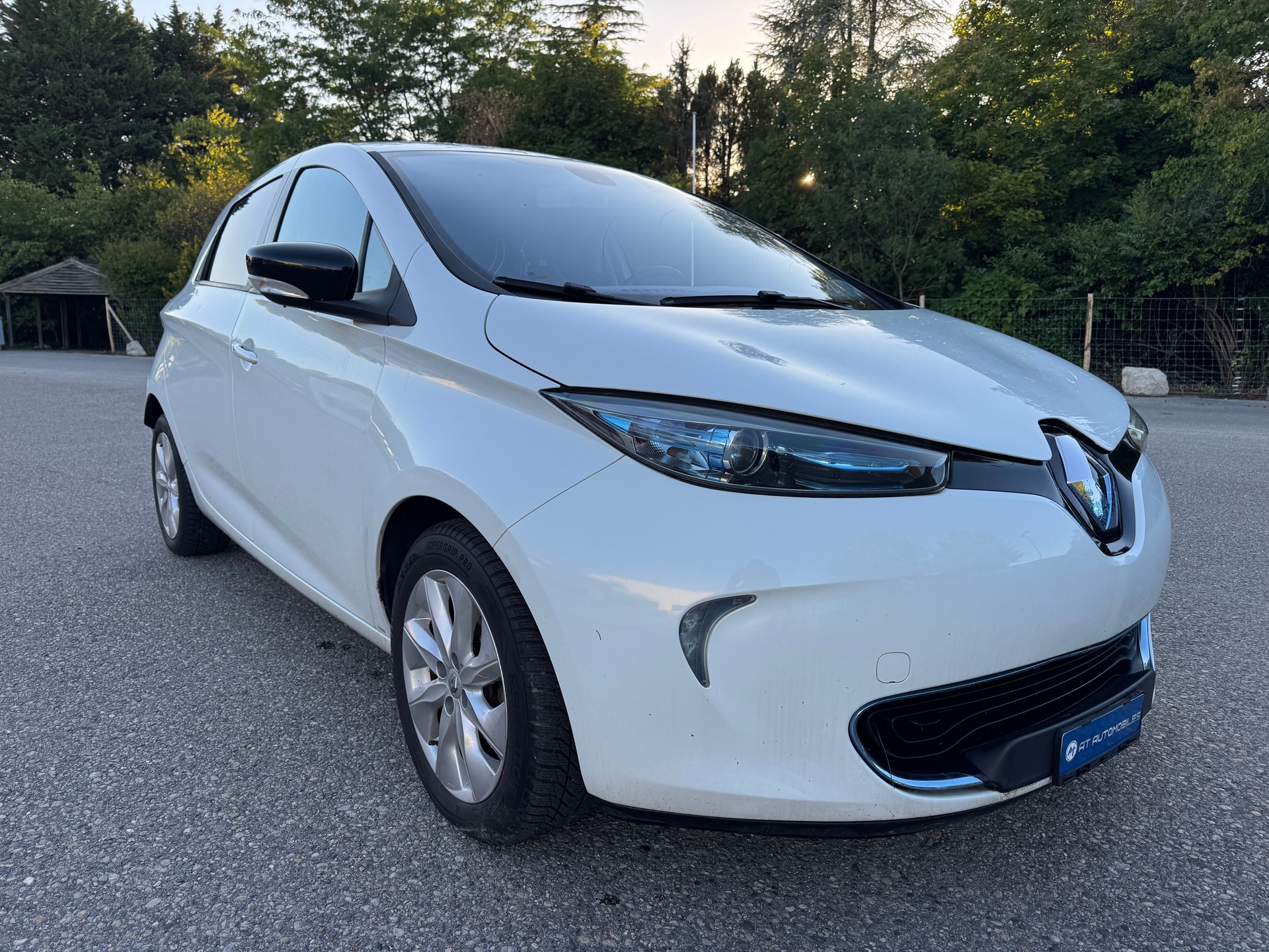 RENAULT Zoe Life Q210-image-4
