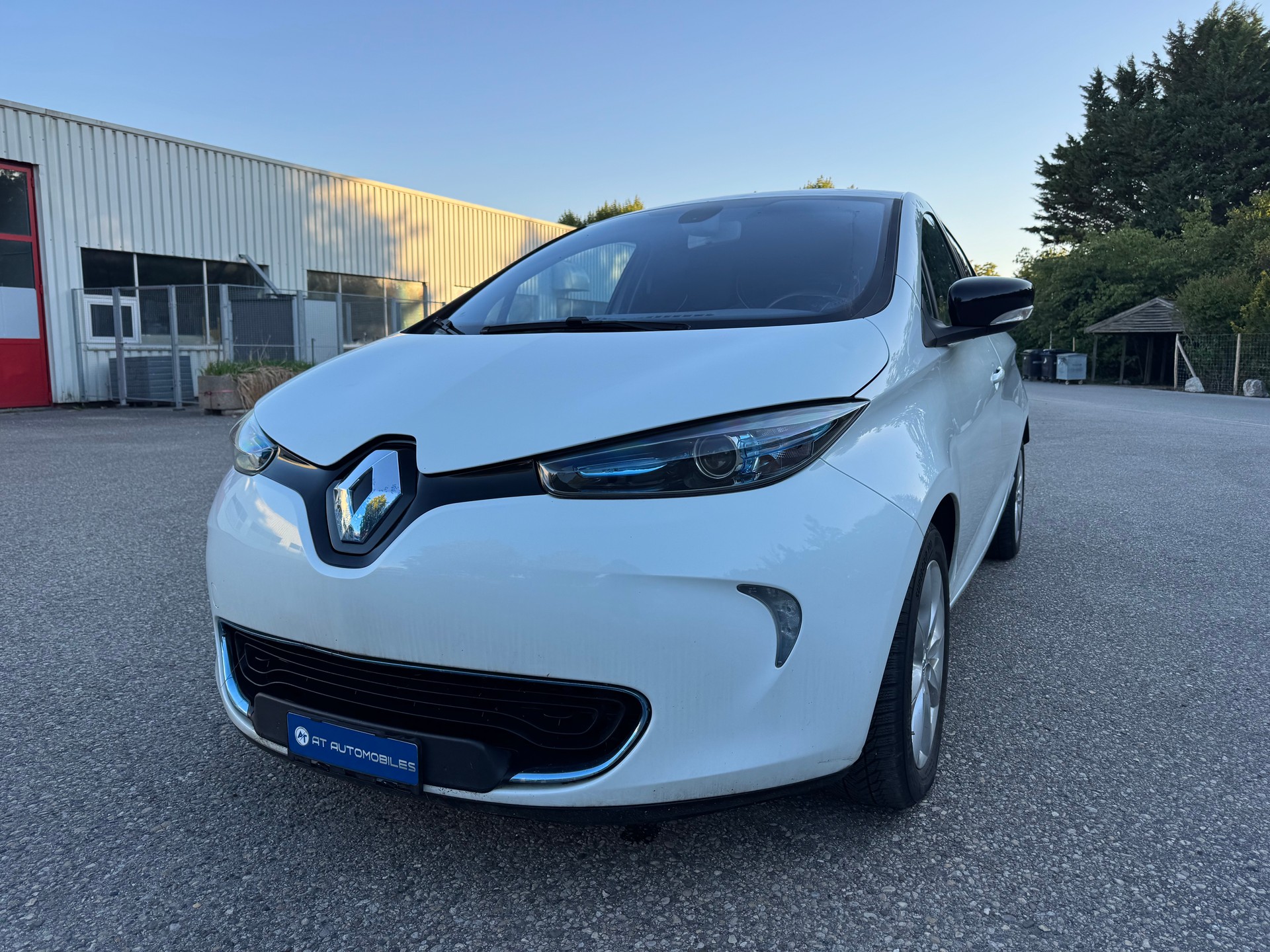 RENAULT Zoe Life Q210-image-1