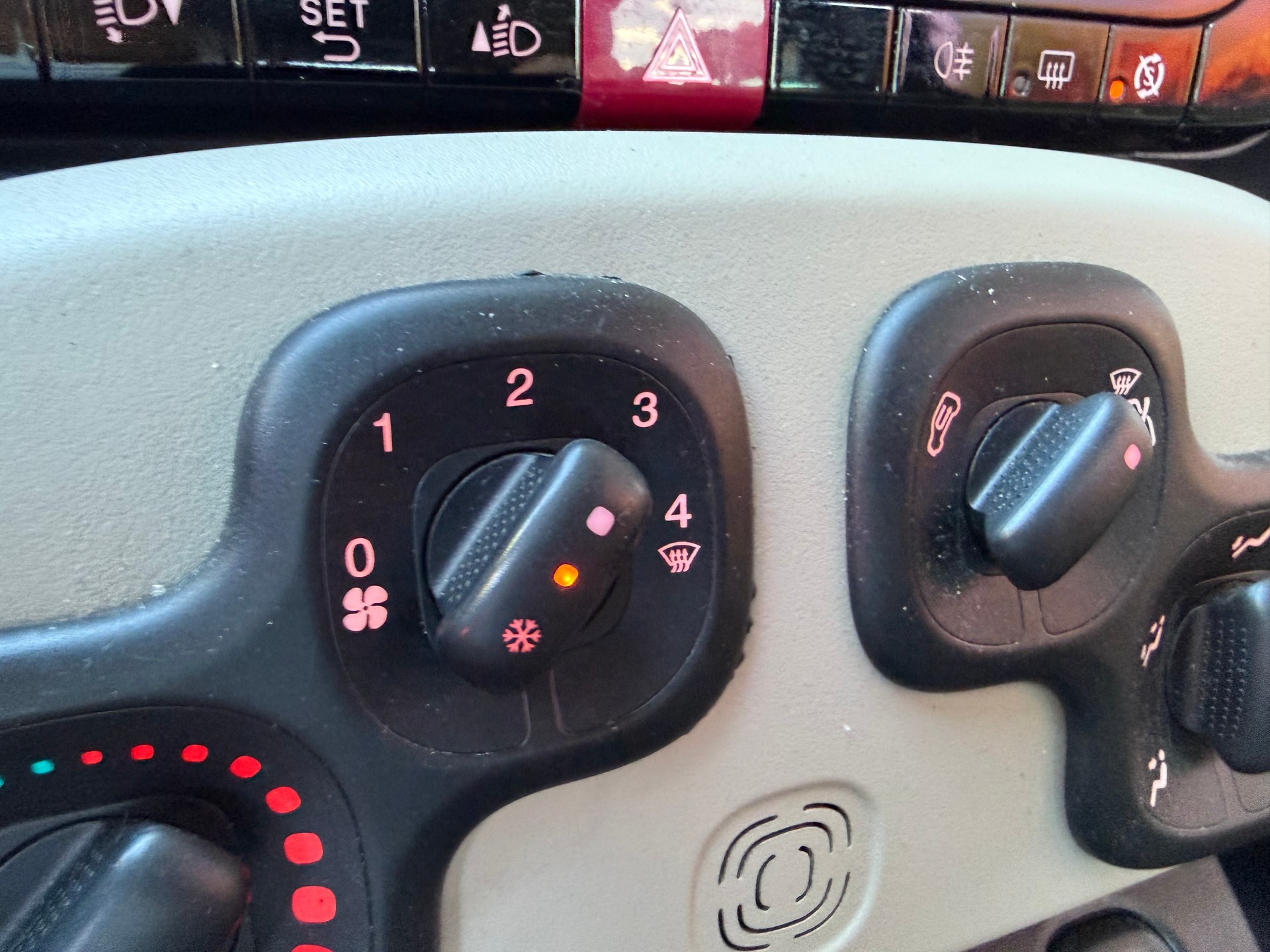 FIAT Panda 0.9 Twinair Turbo Climbing 4x4-image-6