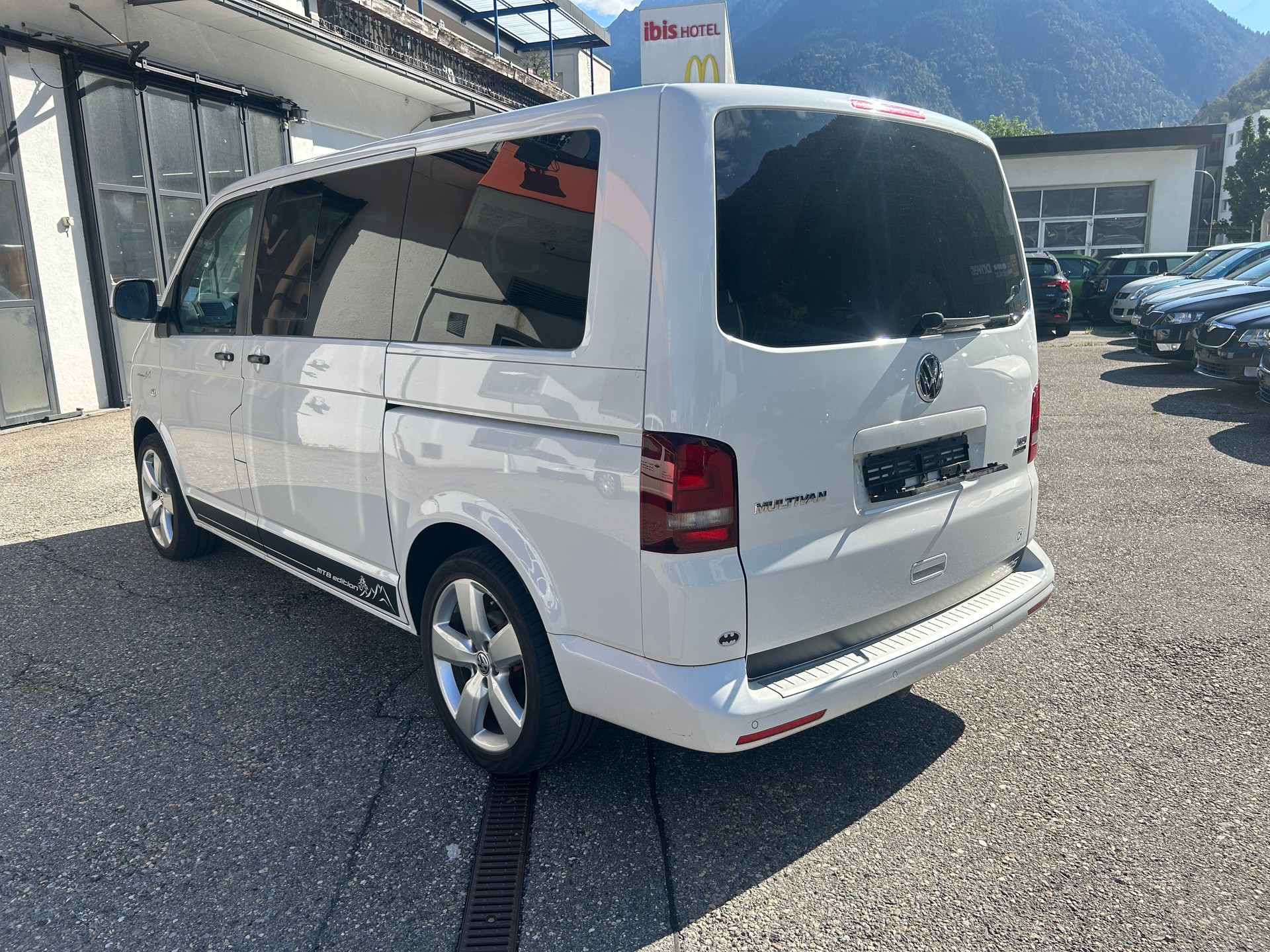 VW T5 Multivan 2.0 Bi-TDI CR CL Edition 25 4Motion-image-4