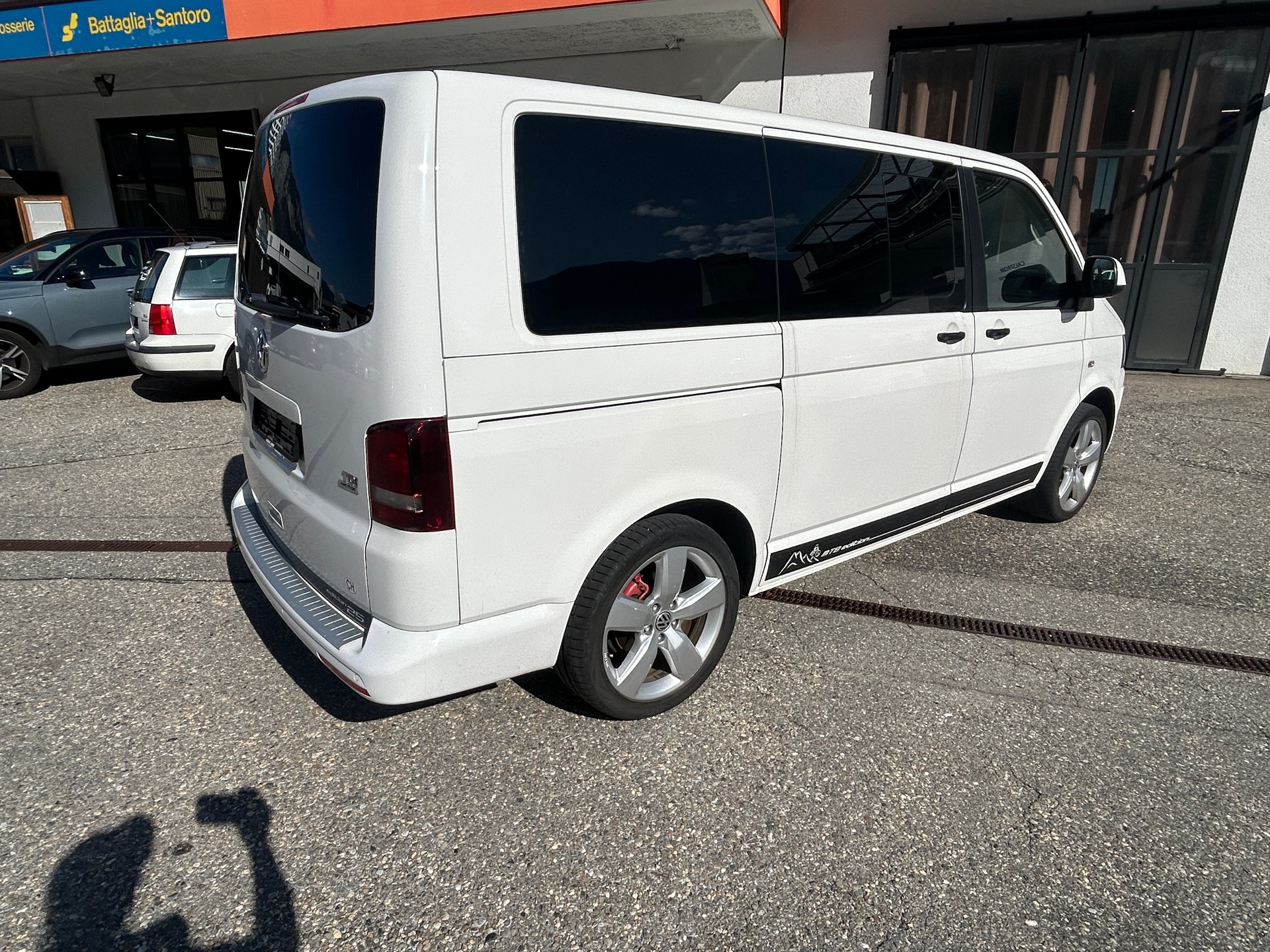 VW T5 Multivan 2.0 Bi-TDI CR CL Edition 25 4Motion-image-2