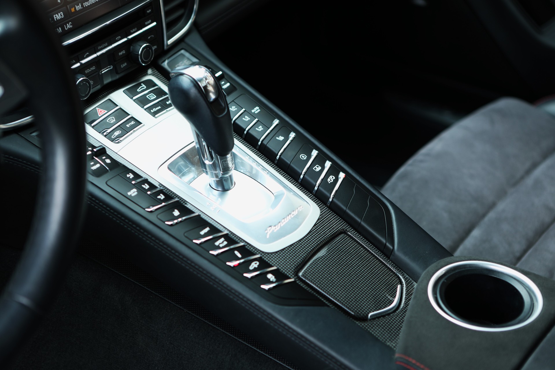 PORSCHE Panamera GTS V8 4.8 PDK-image-11