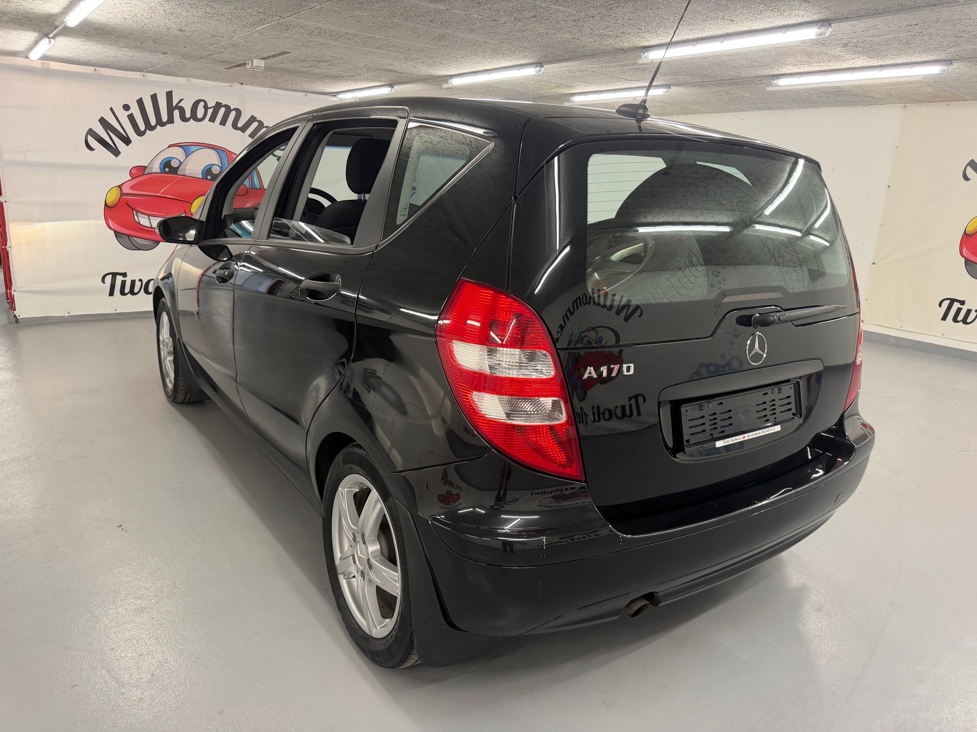MERCEDES-BENZ A 170 Classic-image-6