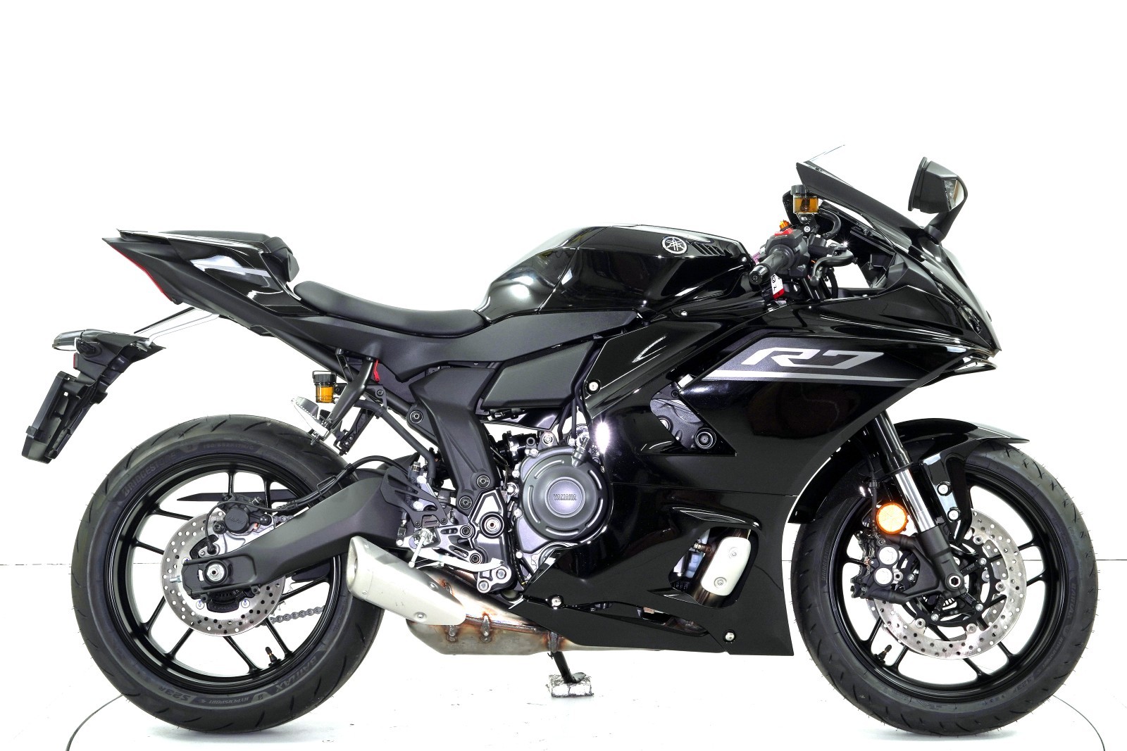 YAMAHA R7 ABS-showroom-element-3